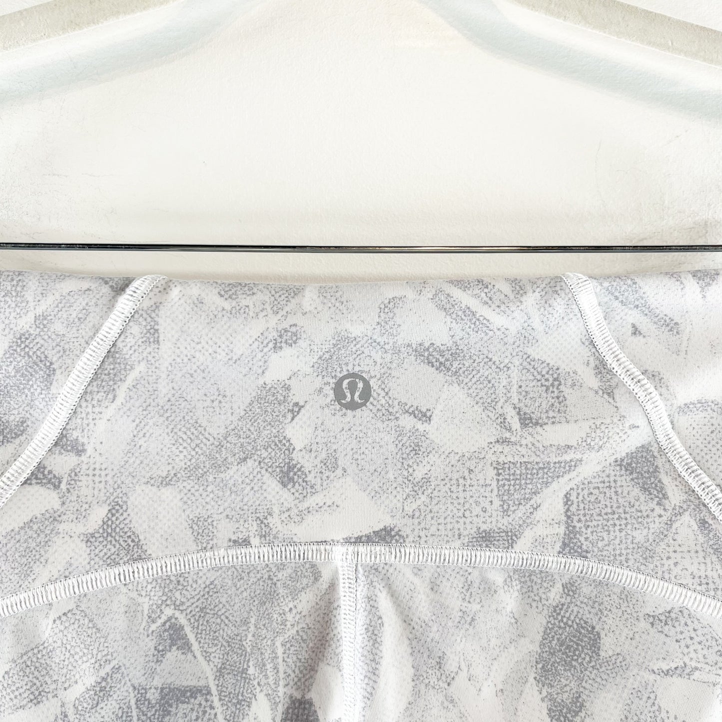 Lululemon Train Times Crop Leggings 21" Jasmine White Multi 10