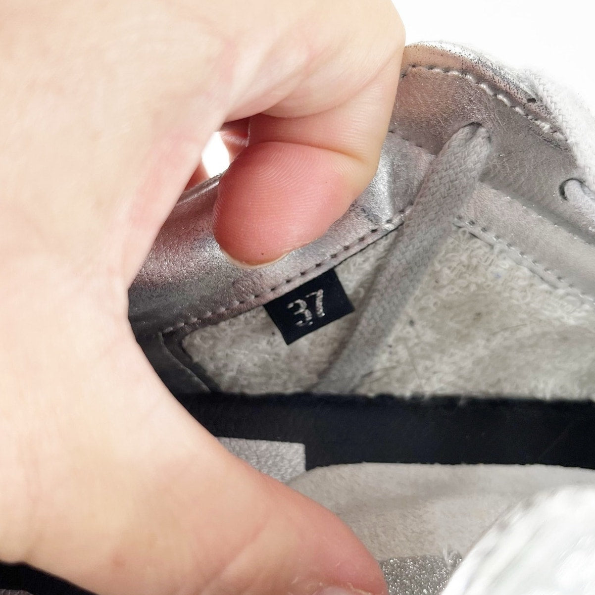 P448 John Metallic Leopard Print Perforated Logo Low Top Sneaker Leosil Blla 37
