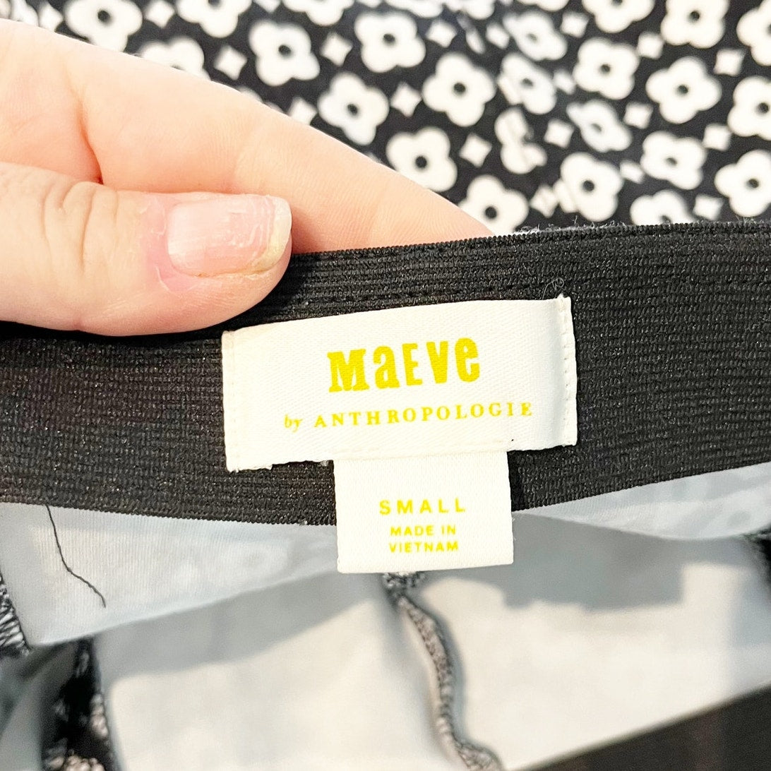 Maeve Anthropologie Kick Flare Daisy Printed Pull On Pants Black White Small