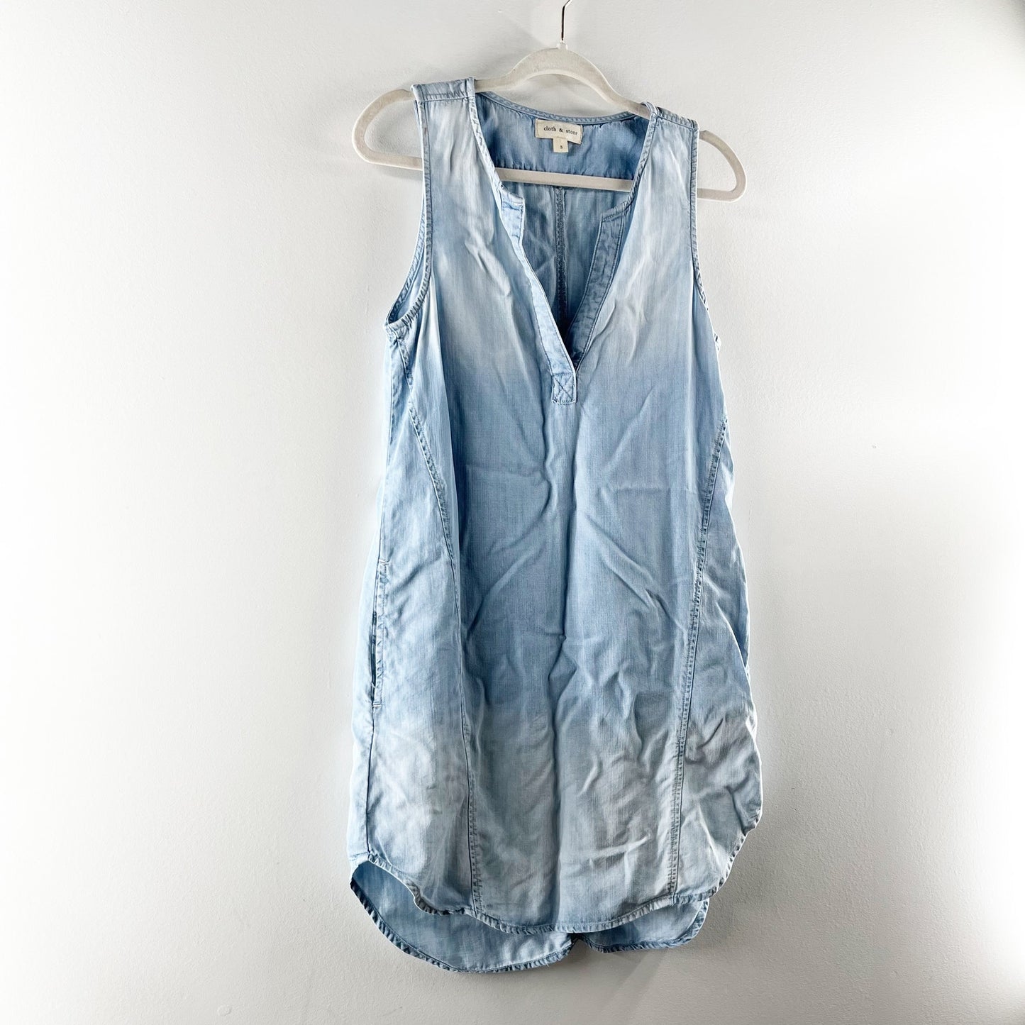 Cloth & Stone Chambray Sleeveless Seams High Low Tunic Dress Blue Bay Wash Small