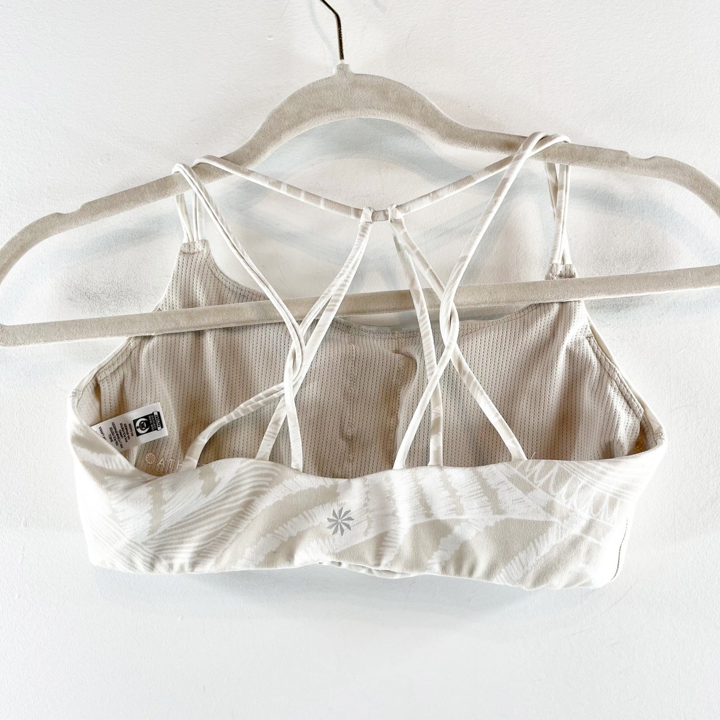 Athleta Salutation Zuma Stash Pocket Tight and Sports Bra Set Powervita Cream S