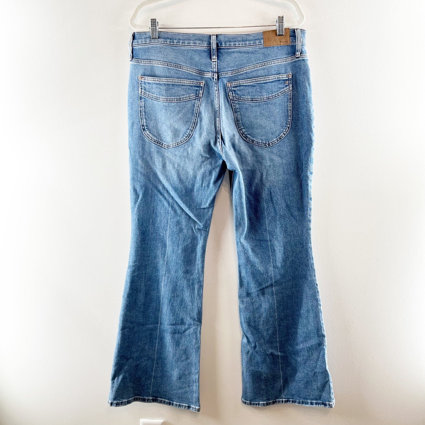 Madewell High Rise Flea Market Flare Jeans in Amaretto Wash Blue 32 / 14
