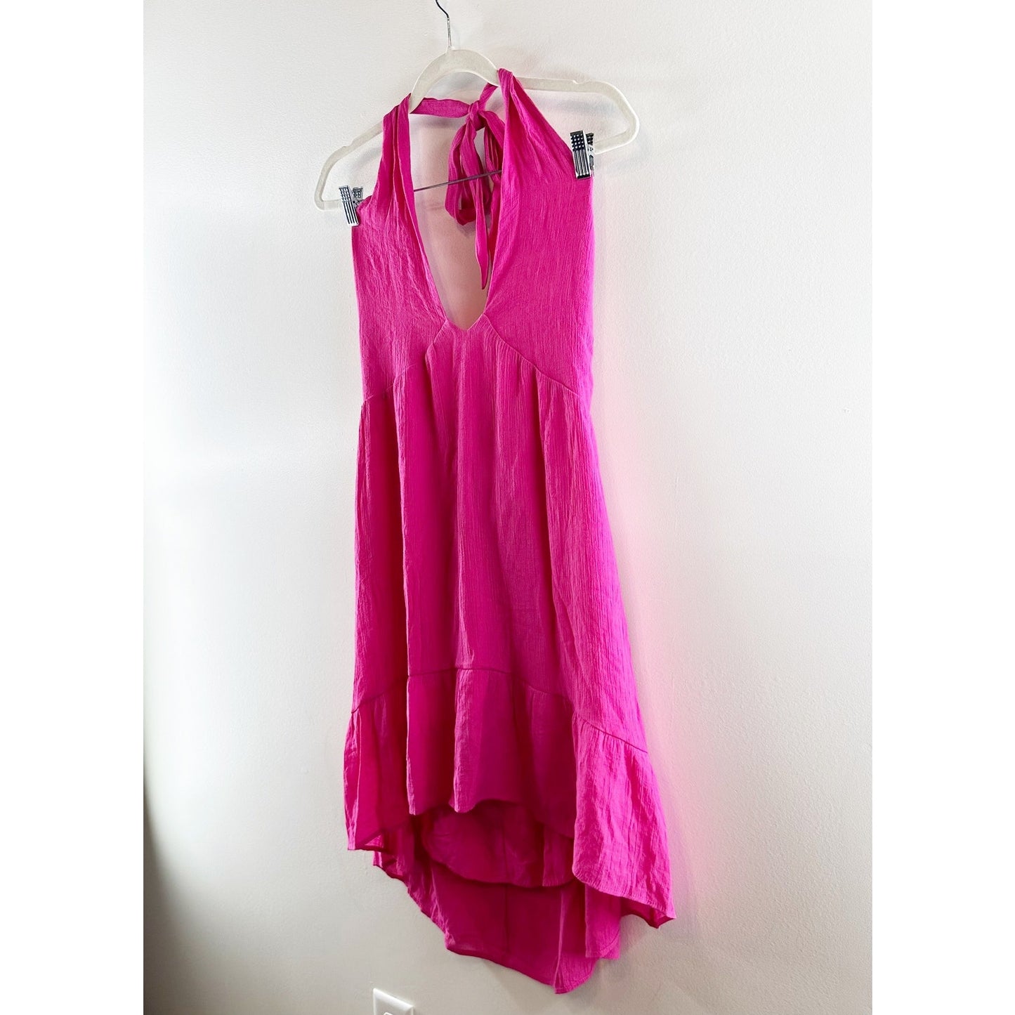 Pink Lily Cruise Through Town Halter Keyhole Mini Dress Hot Pink Large