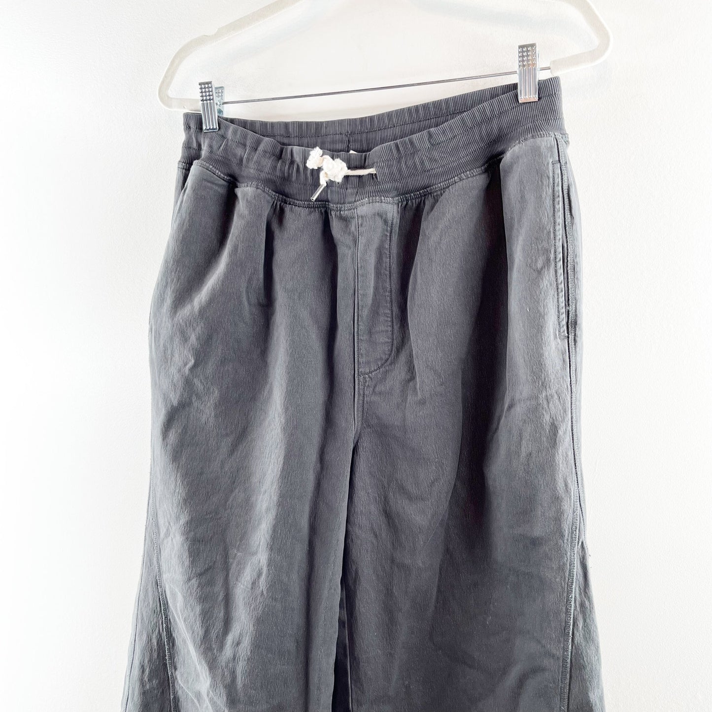 Aerie Soft Landing High Rise Wide Leg Raw Hem Trouser Pants Charcoal Black Large