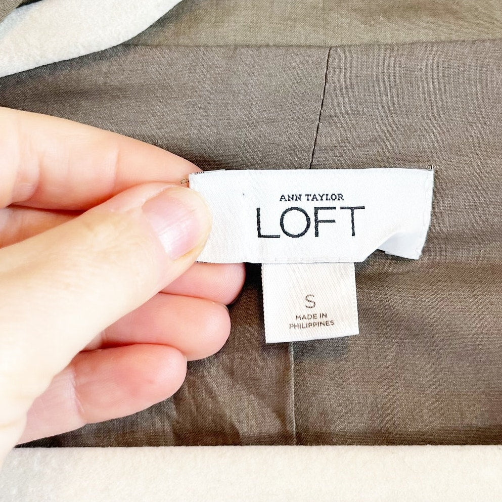 LOFT Long Sleeve Button Up Cropped Utility Jacket Green Small
