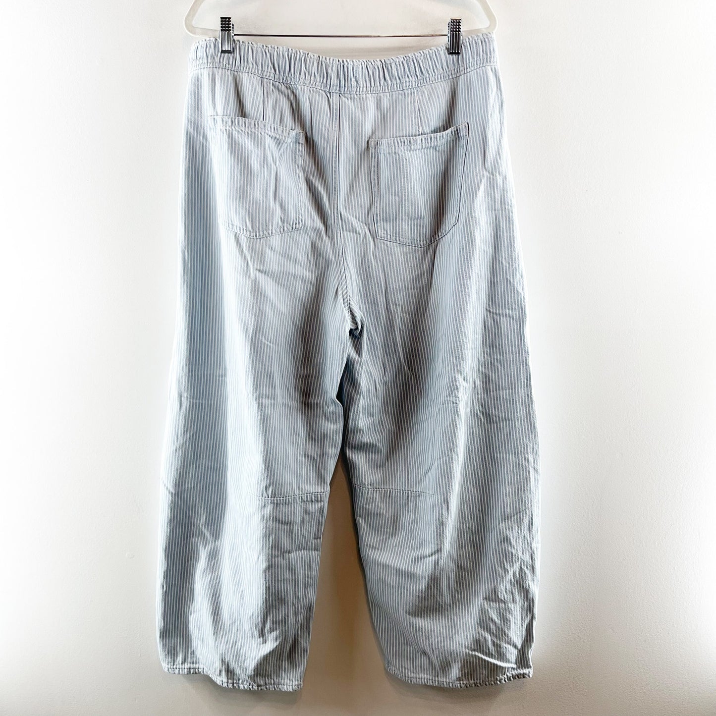 GAP Mid Rise Ultrasoft Easy Horseshoe Jeans Blue Railroad Stripe Large