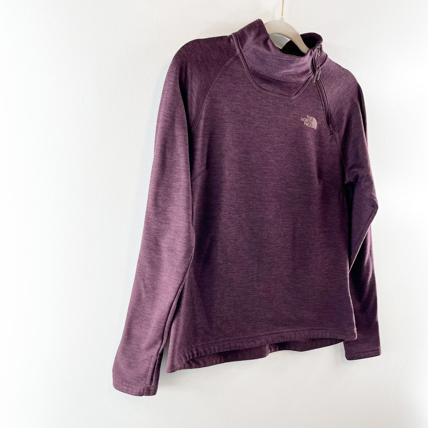The North Face Canyonlands Long Sleeve 1/4 Zip Sweatshirt Bordeaux Medium