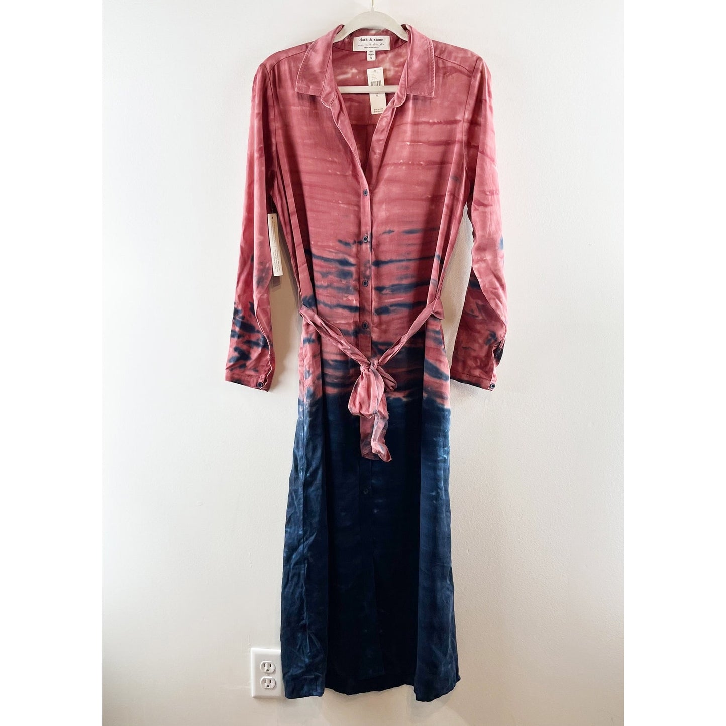 Cloth & Stone Claudia Tie Dye Long Sleeve Maxi Shirtdress Red Blue Medium