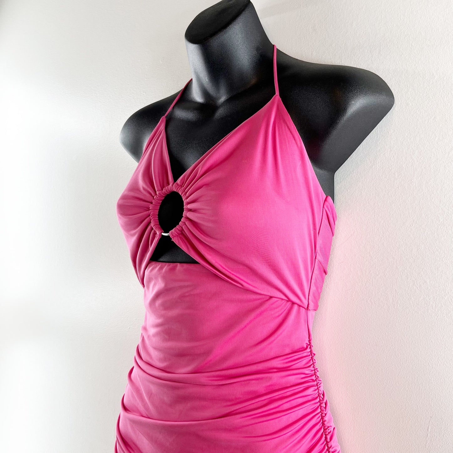 Lucy In The Sky Ruched Halter Key Ring Cutout Bodycon Mini Dress Pink Small