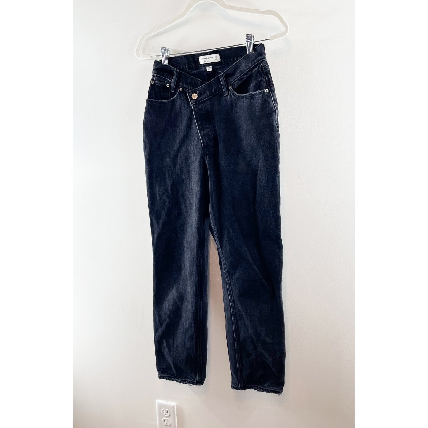 Abercrombie The Dad Curve Love Crossover Waist High Rise Jeans Black 25 Petite
