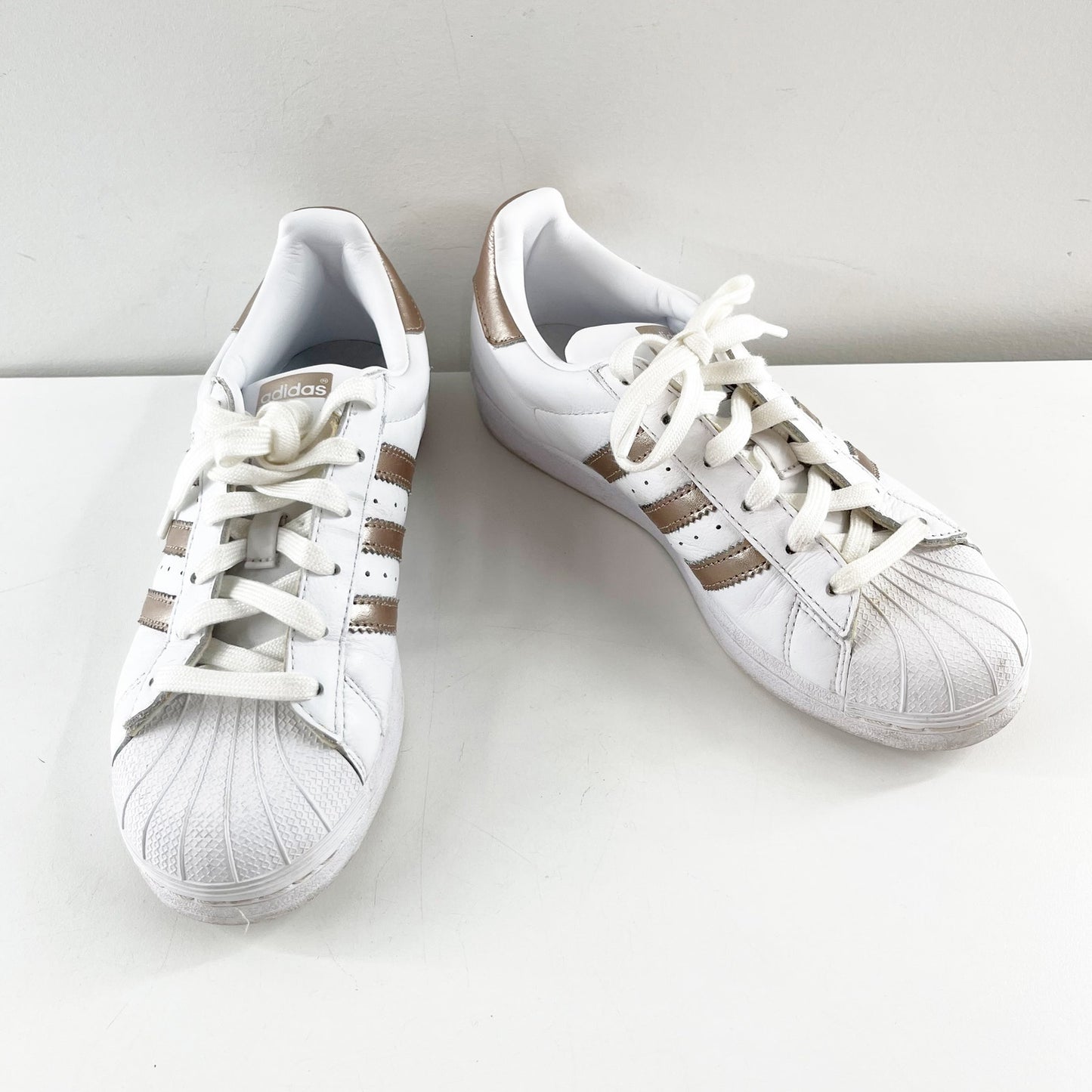 adidas Superstar Leather Low Top Comfort Sneakers White Gold US 6.5