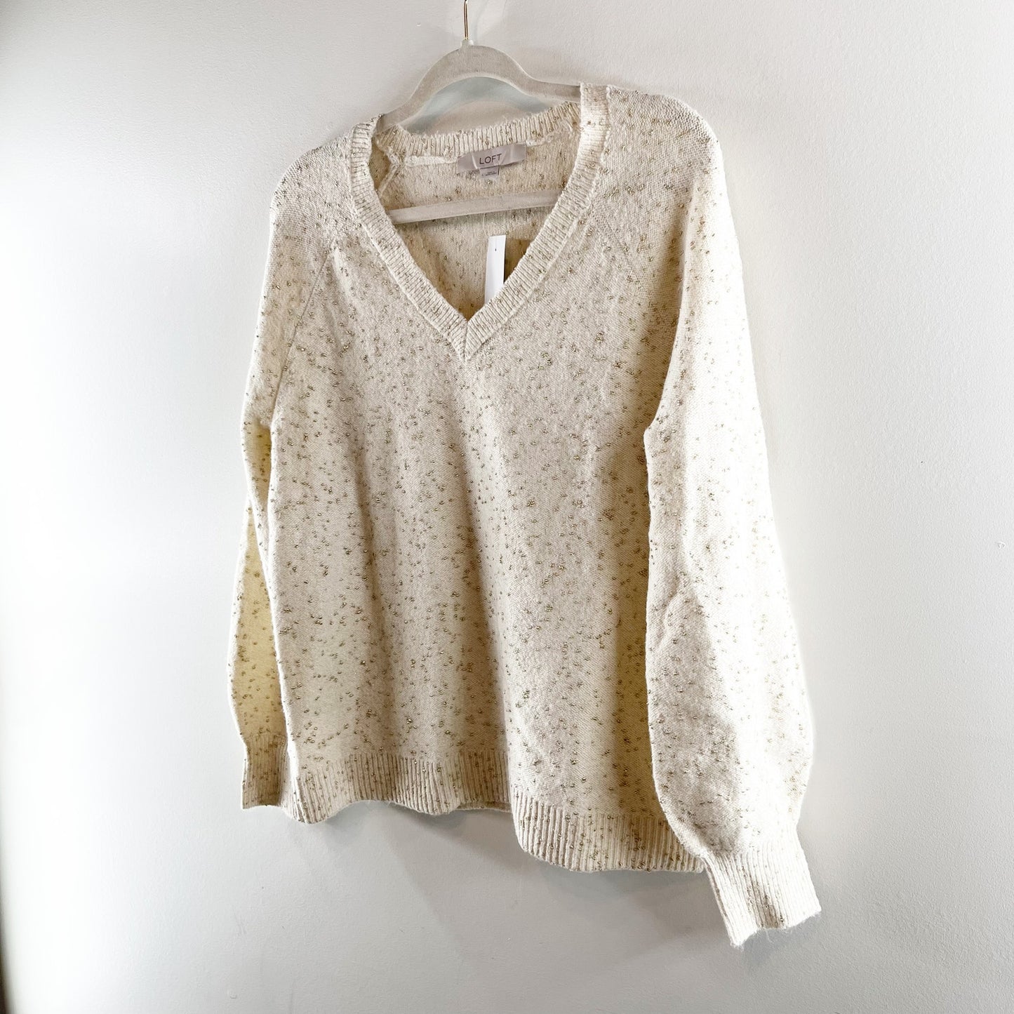 LOFT Shimmer V Neck Long Sleeve Sweater Ivory Cream Gold Large