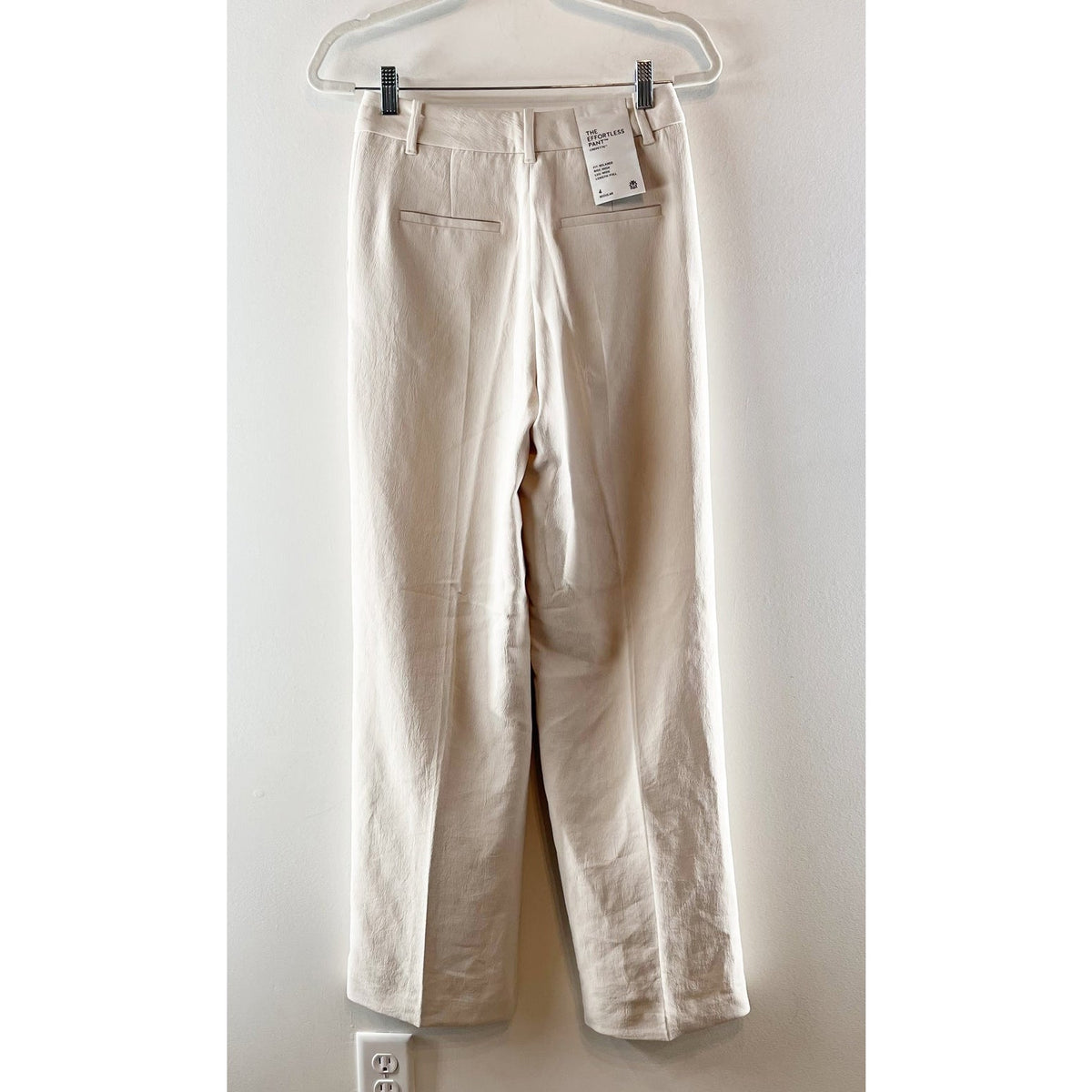 Aritzia The Effortless Pants Trousers Crepette Metropolis Taupe Cream 4