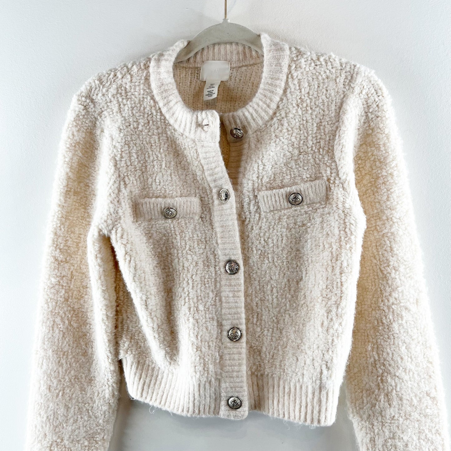 H&M Bouclé Long Sleeve Pocket Button-Front Cardigan Sweater Cream Small