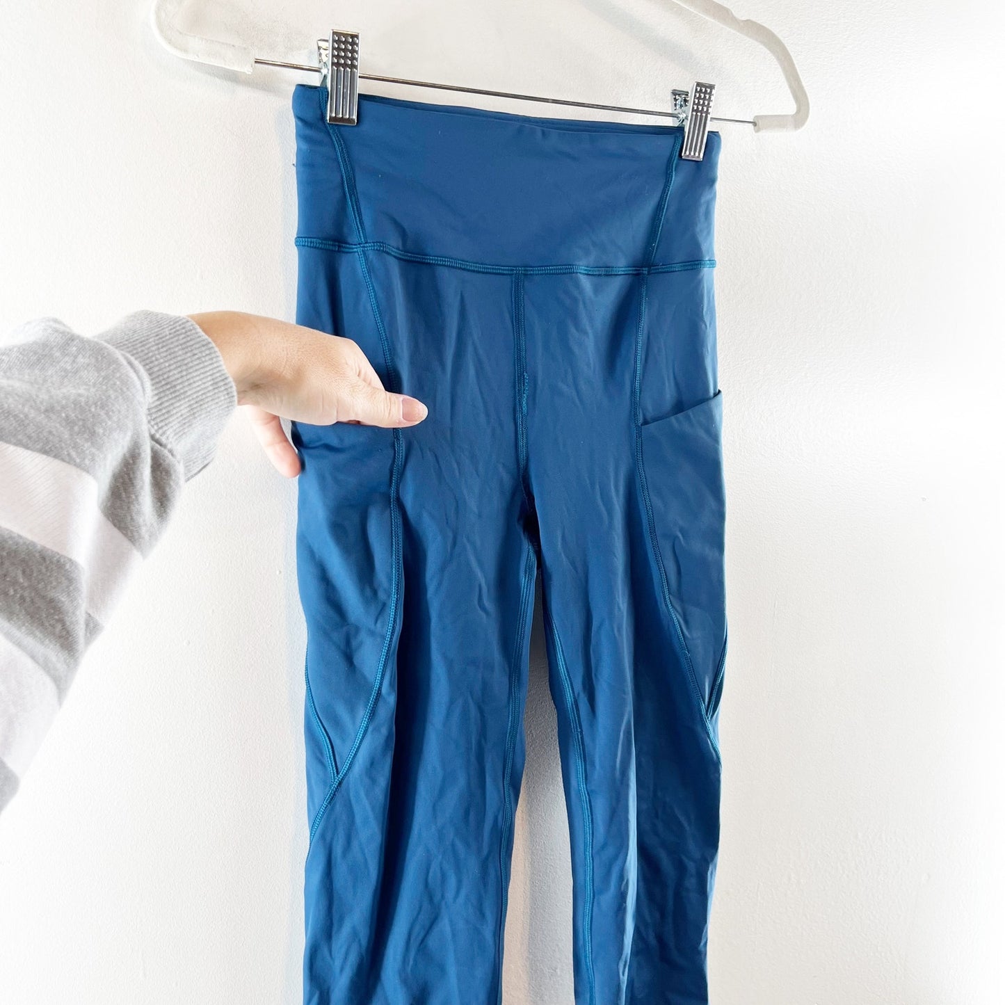 Lululemon Break Free Crop 17" Leggings Night Tide Blue 4