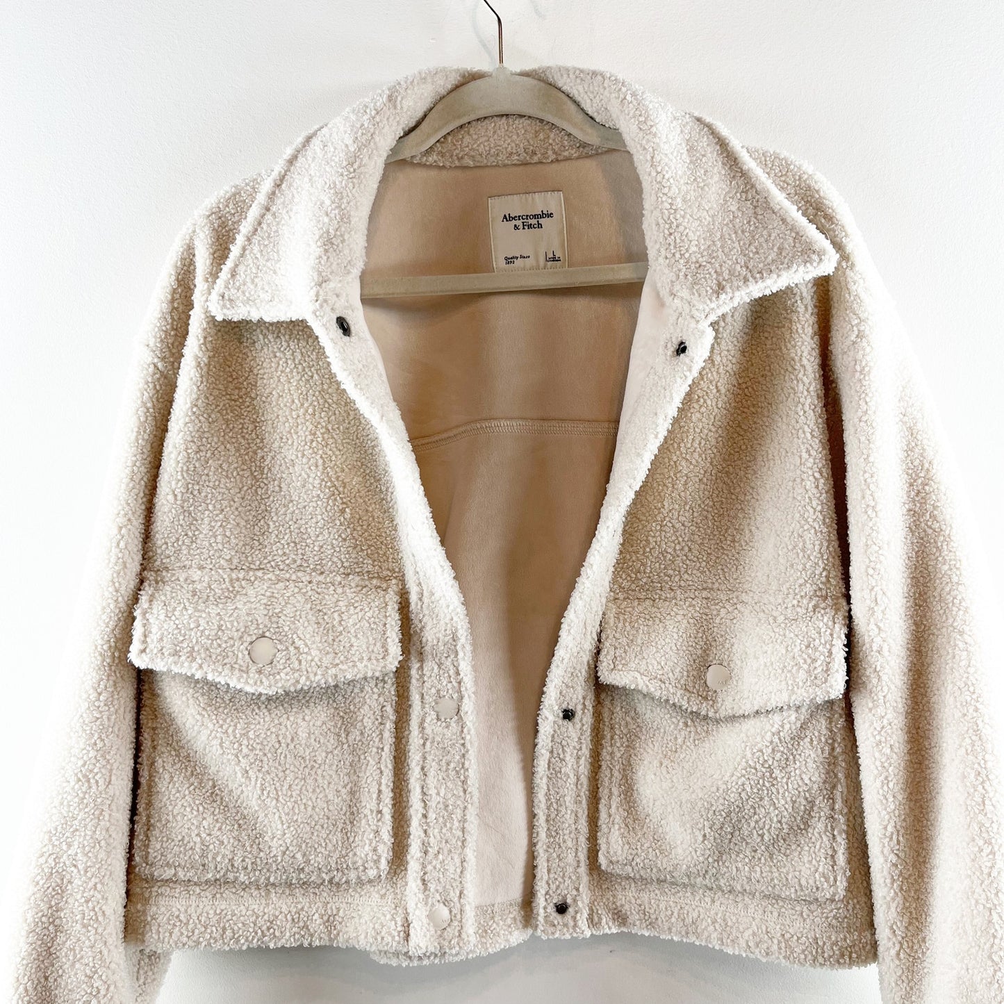 Abercrombie & Fitch Cropped Boxy Sherpa Shacket Jacket Cream Large