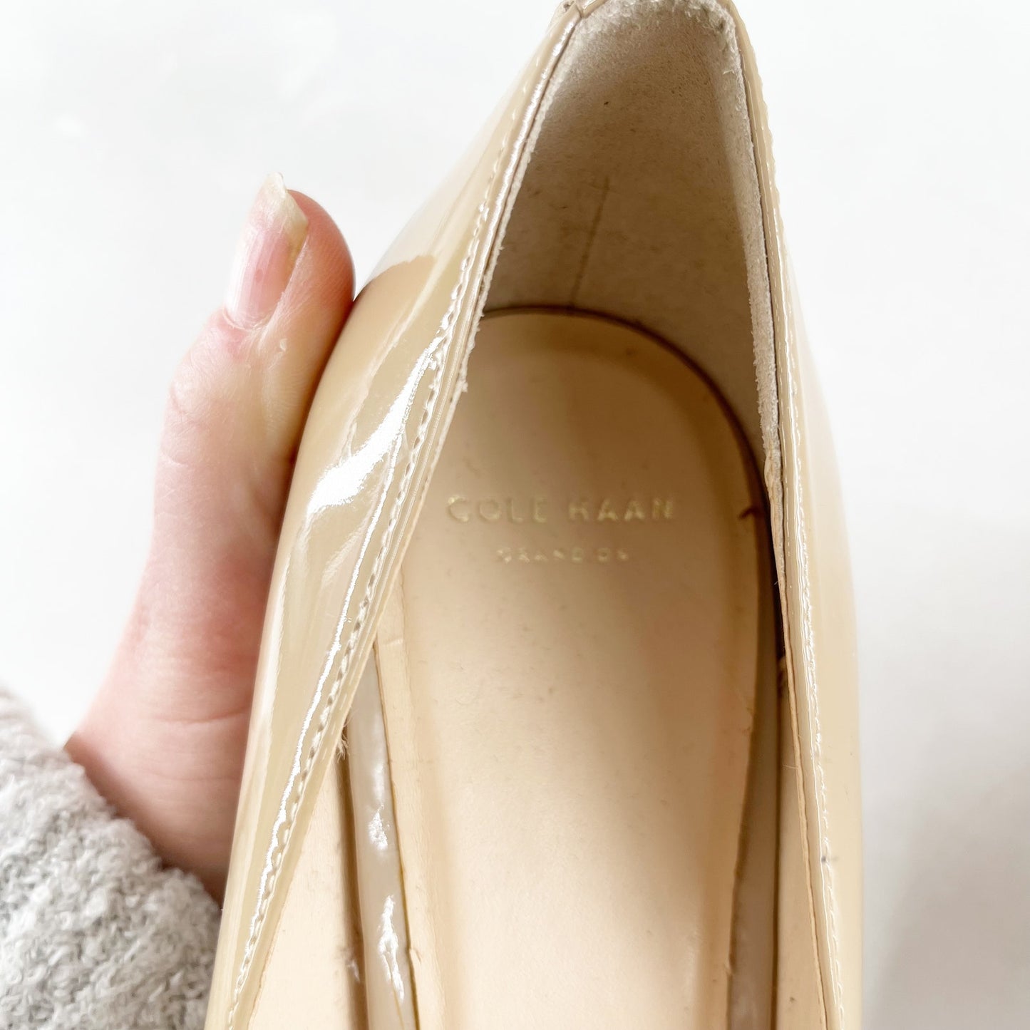 Cole Haan Pointed Toe Patent Leather Pumps Nude 10