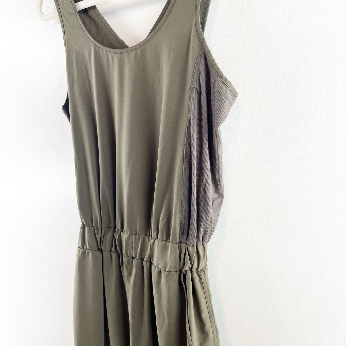 Peyton Jensen Sleeveless Slim Leg One Piece Jumpsuit Green XS