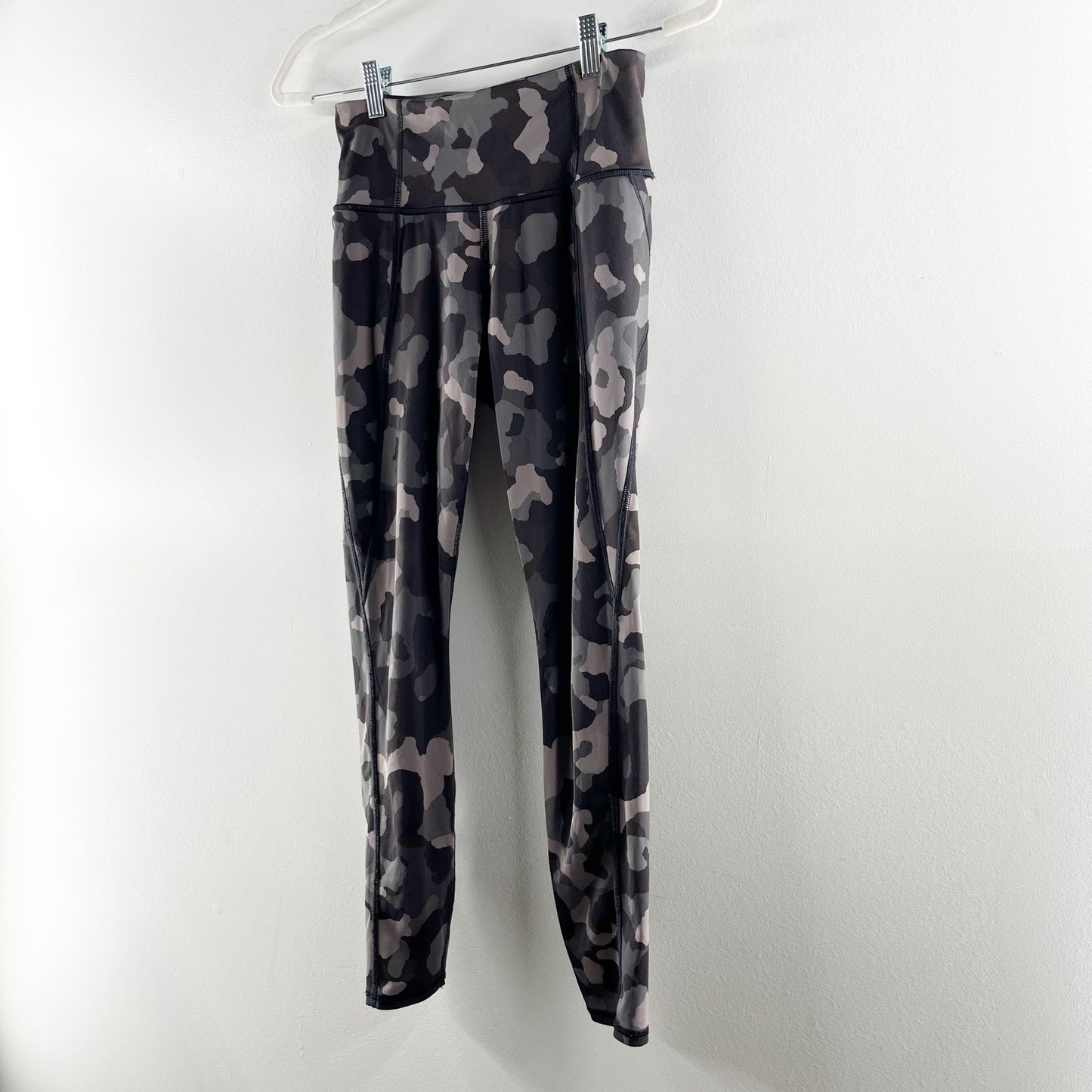 Athleta High Rise Lightning Camo Leggings Pockets Gray XS