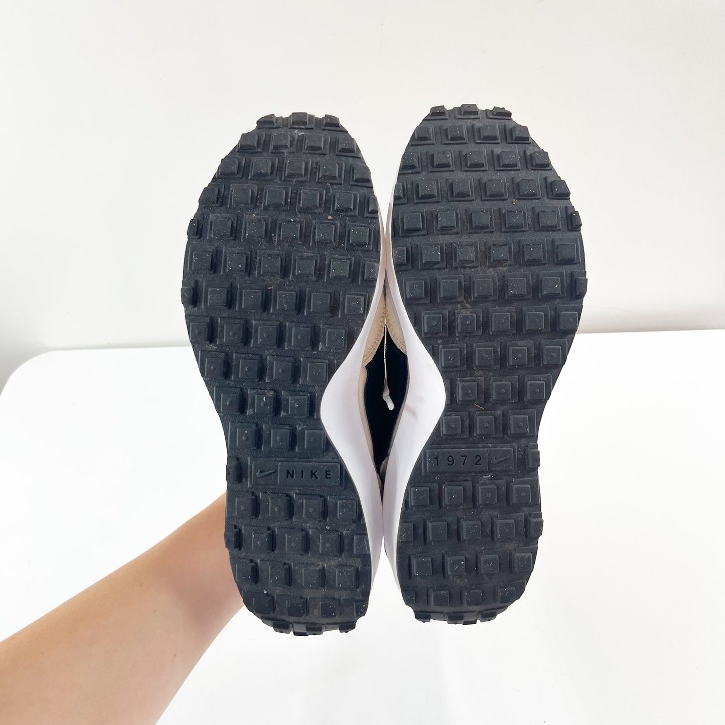 Nike Waffle Debut Low Top Running Sneakers Sanddrift/Phantom/White/Black 9