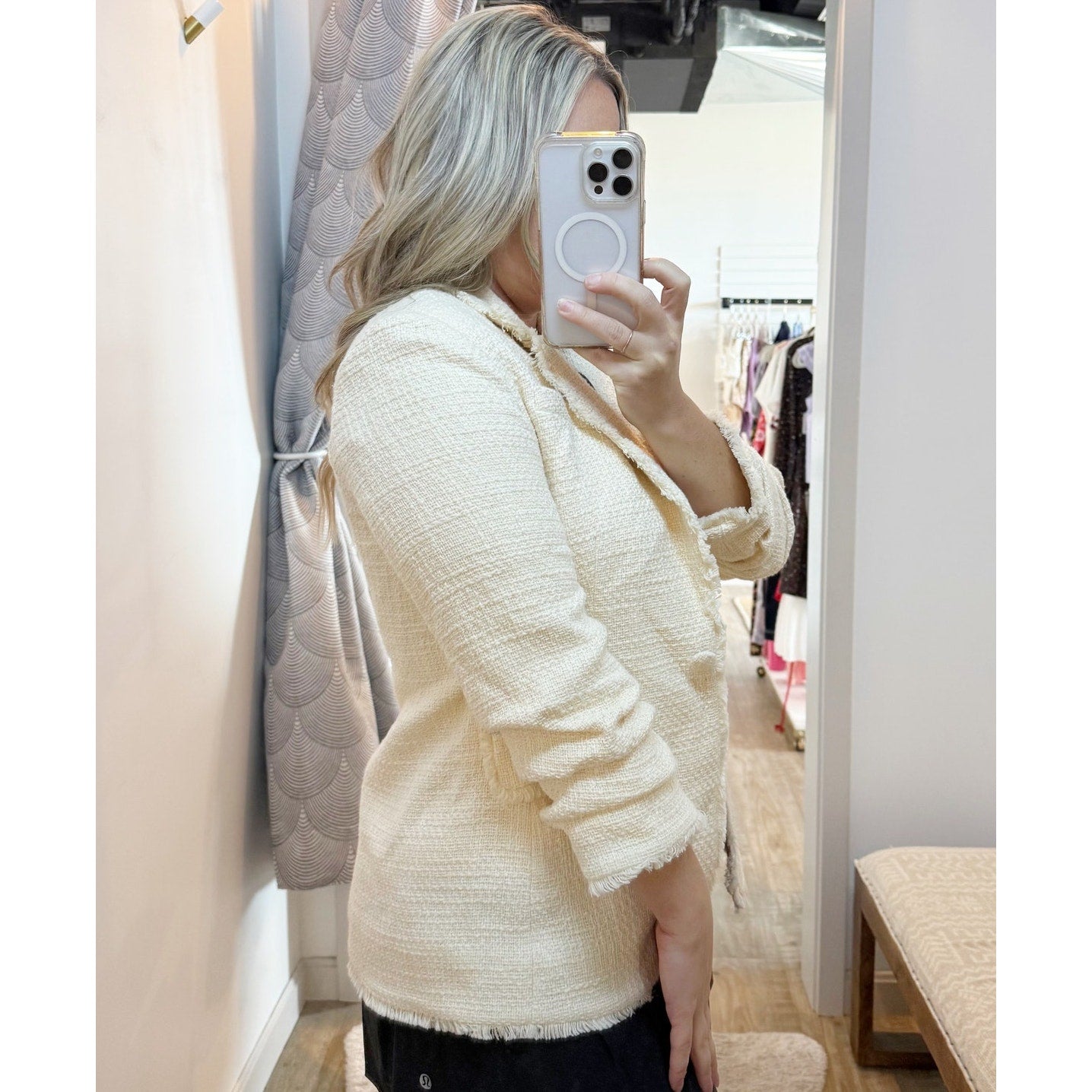 Elie Tahari Tweed Fringe Single Button Ruched Sleeve Blazer Jacket Cream 8