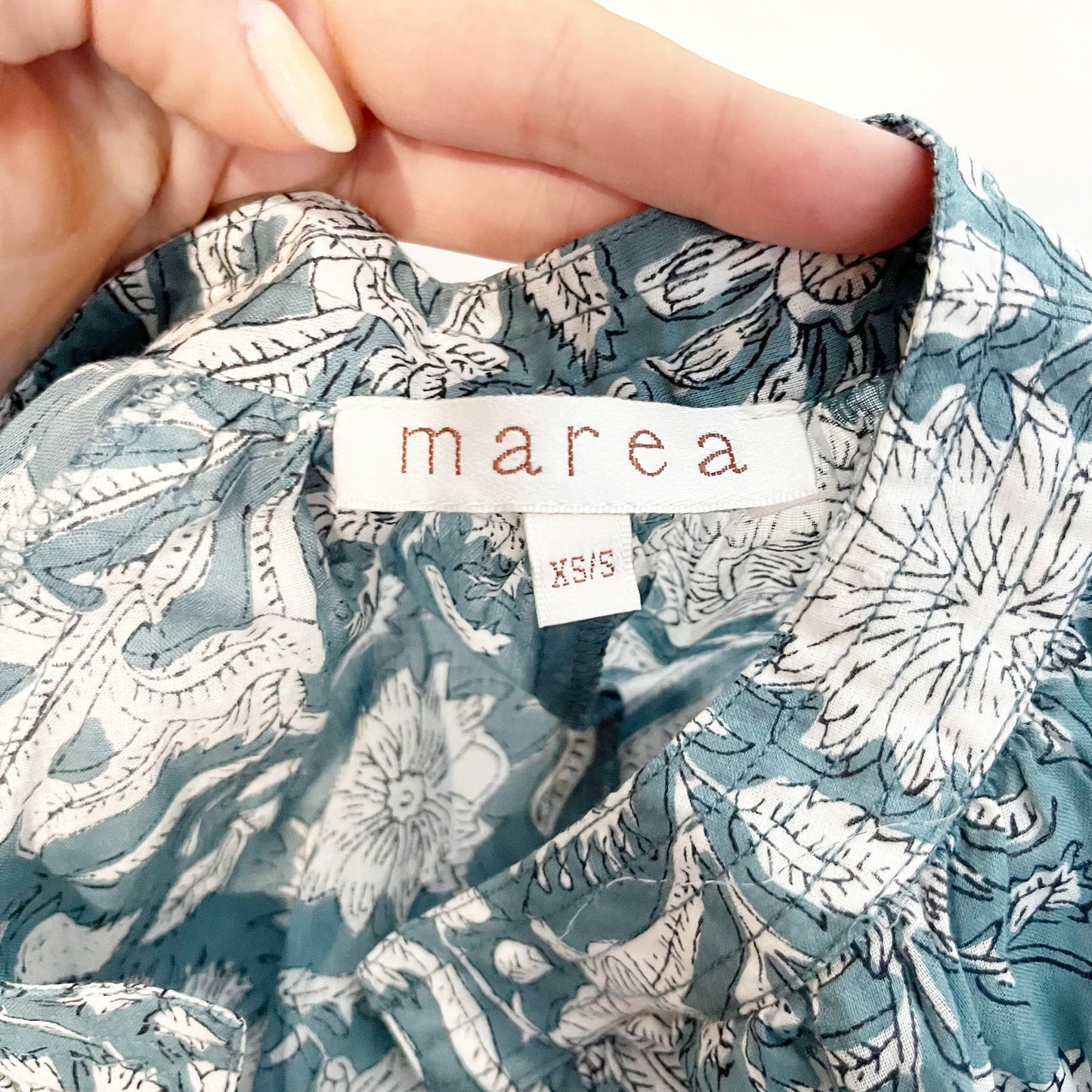 Marea The Apres Beach Long Sleeve Cotton Mini Dress in Blue Hibiscus XS / S
