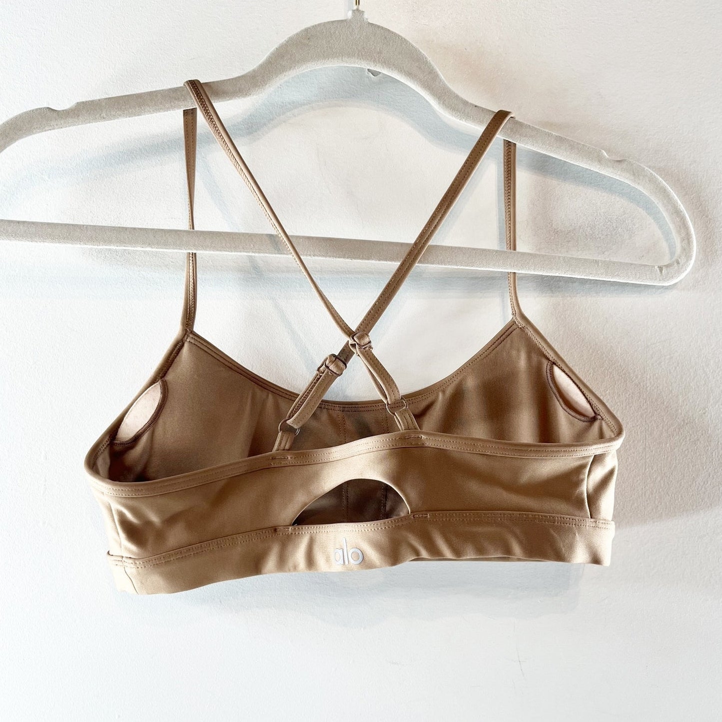 Alo Airlift Intrigue Bra Toasted Almond Brown Tan Small
