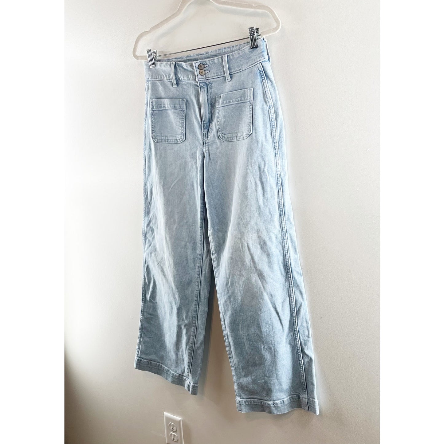 Old Navy Extra High-Rise Patch Pocket Denim Sky-Hi Wide Leg Jeans Blue 6