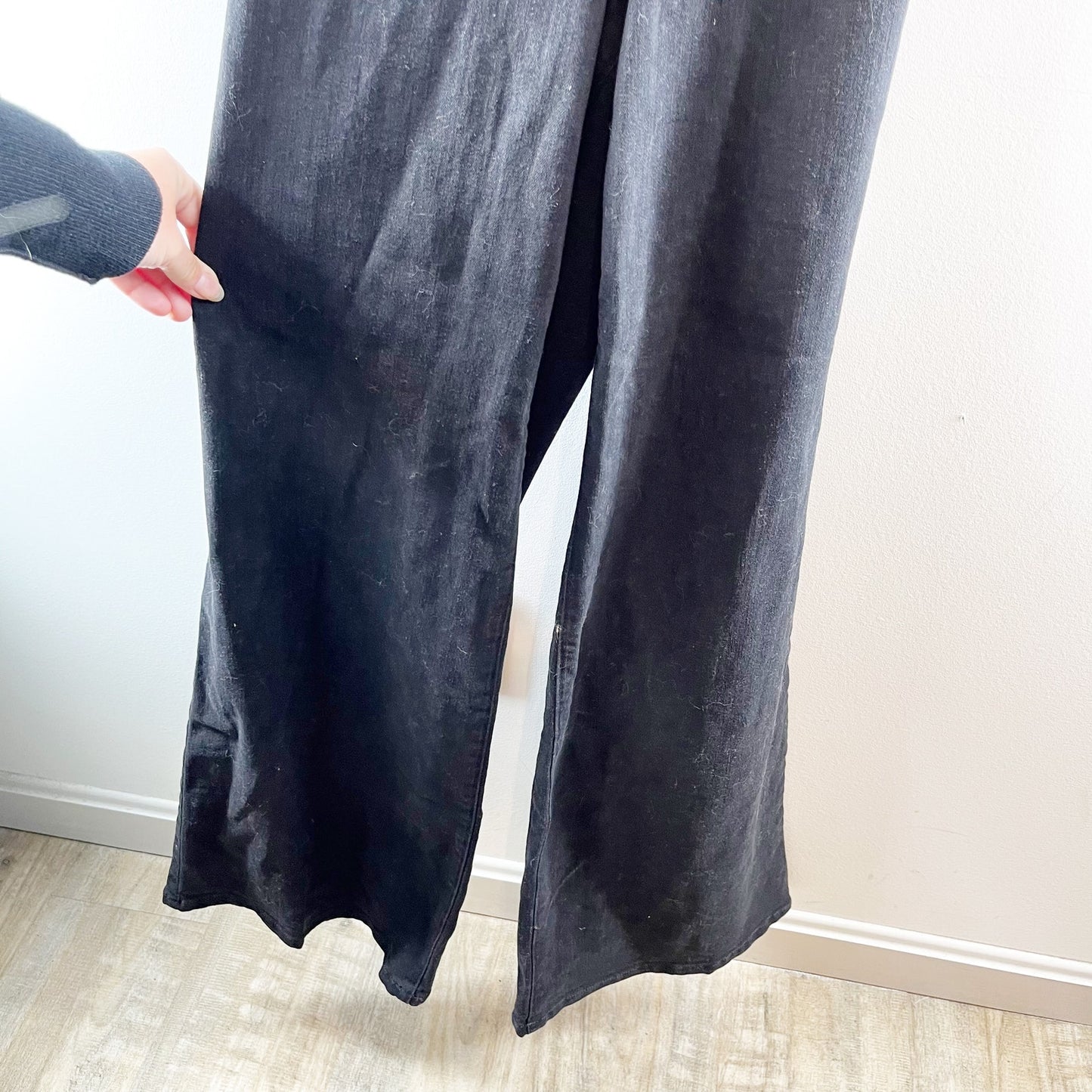 Good American Vacay Palazzo Strappy Back Wide Leg Denim Jumpsuit Black Large