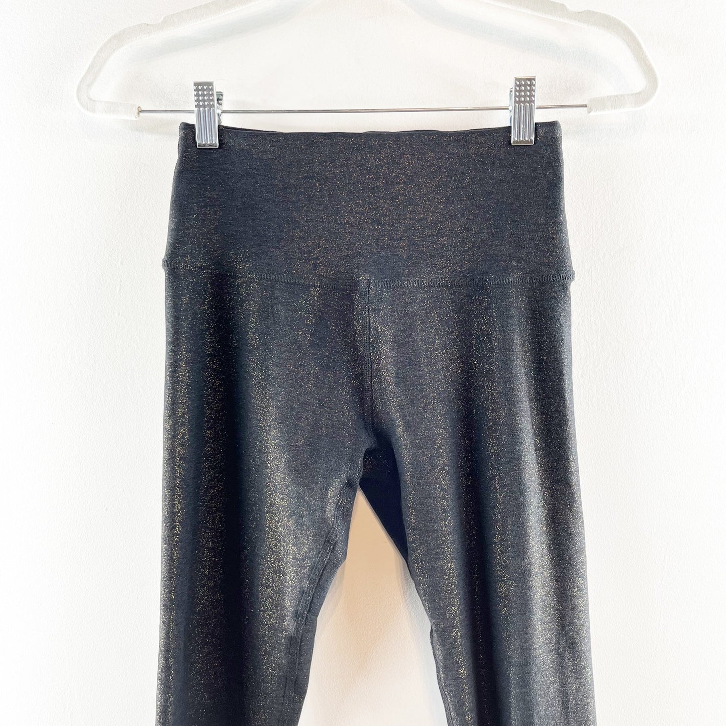 Beyond Yoga Softshine High Waisted Midi Foil Glitter Leggings Gray Medium