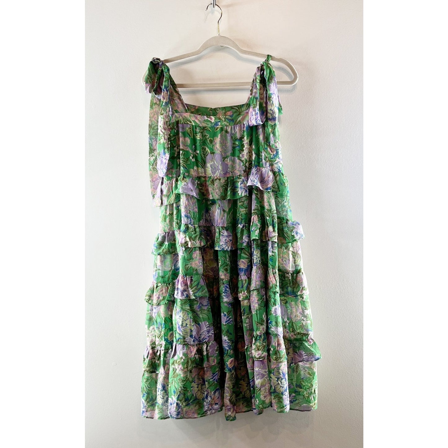 Olivaceous Floral Print Sleeveless Tie Shoulder Tiered Midi Dress Green Small