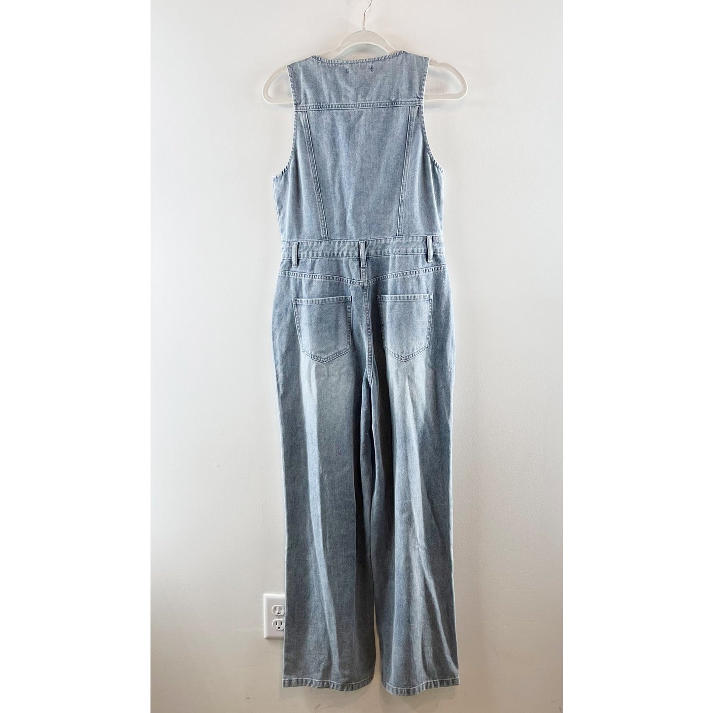 Sincerely Jules Sleeveless Button Up Wide Leg Denim Jumpsuit Blue Medium