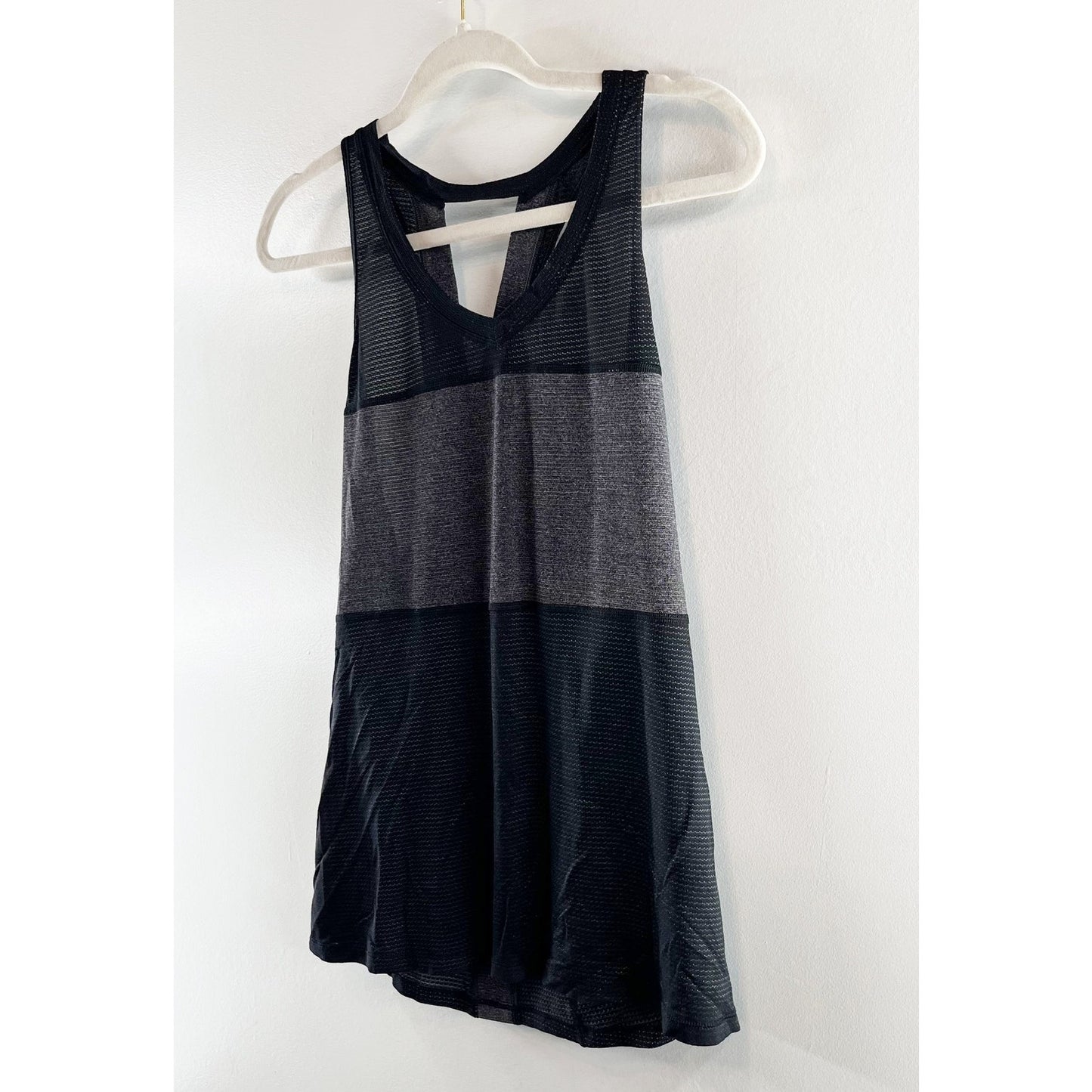 Lululemon Pedal To The Medal Singlet Tank Top Black Heathered Black Small
