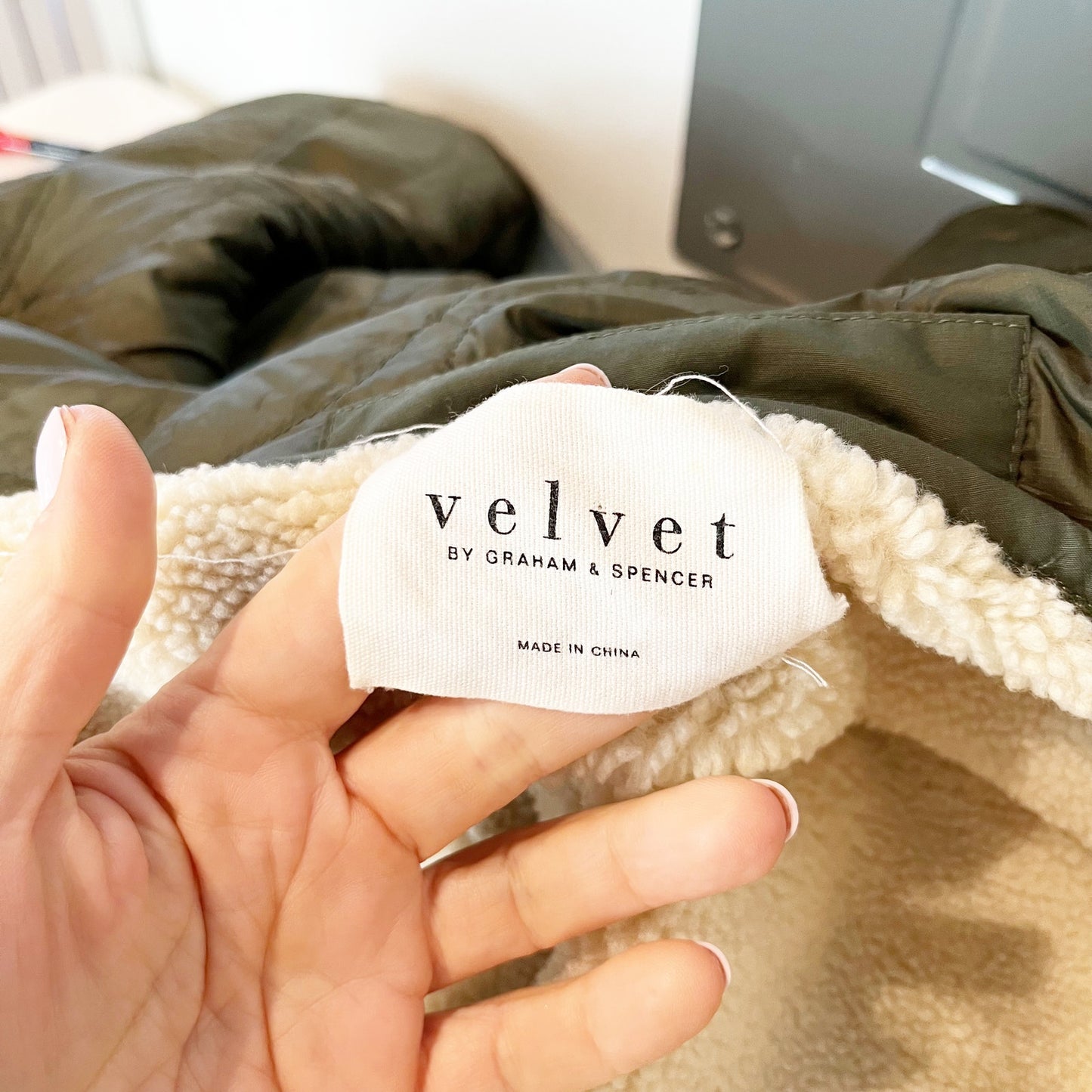 Velvet Graham and Spencer Quilted Marissa Reversible Sherpa Jacket Green Small