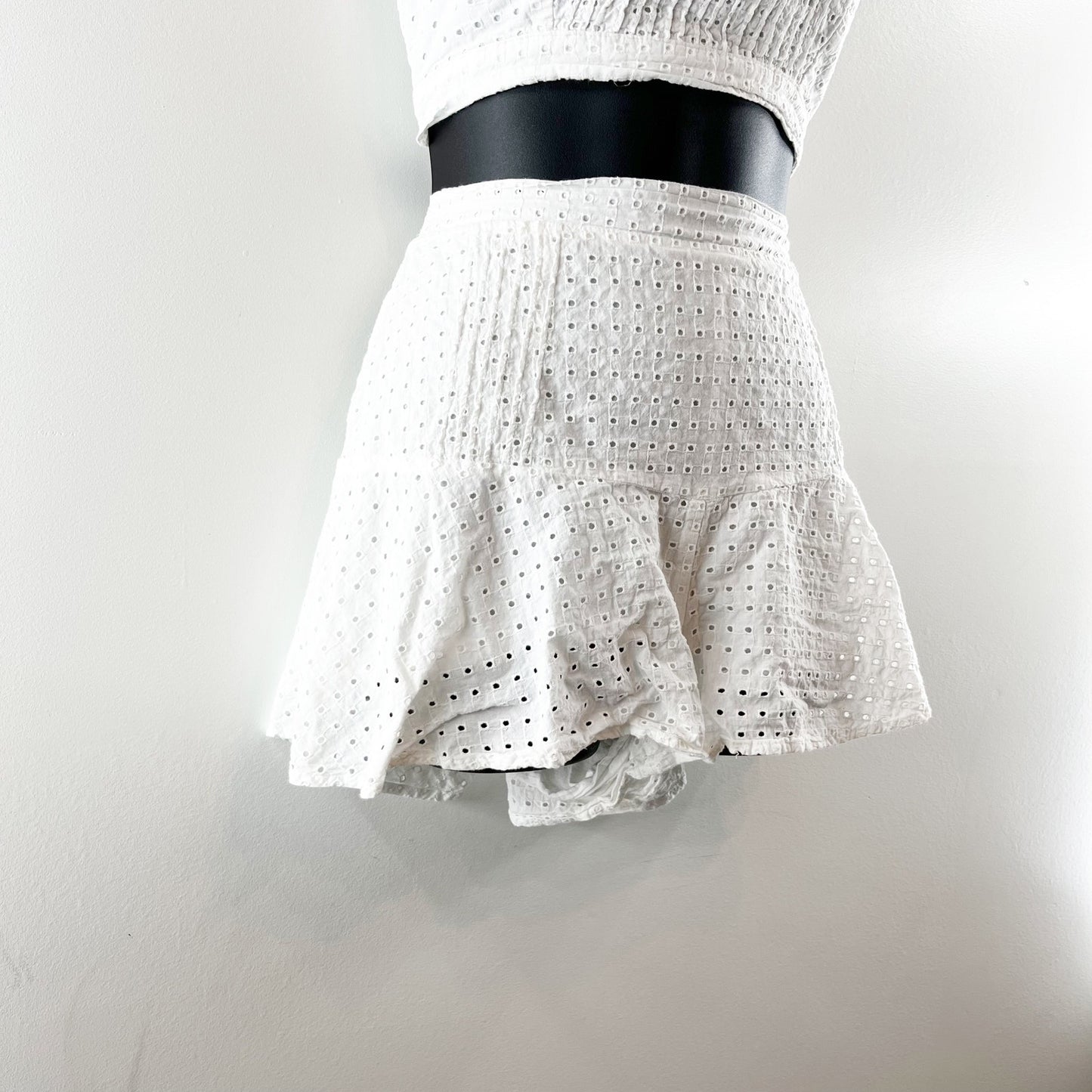 MINKPINK Celestial Eyelet Square Neck Crop Top & Flounce Short Set White M / L