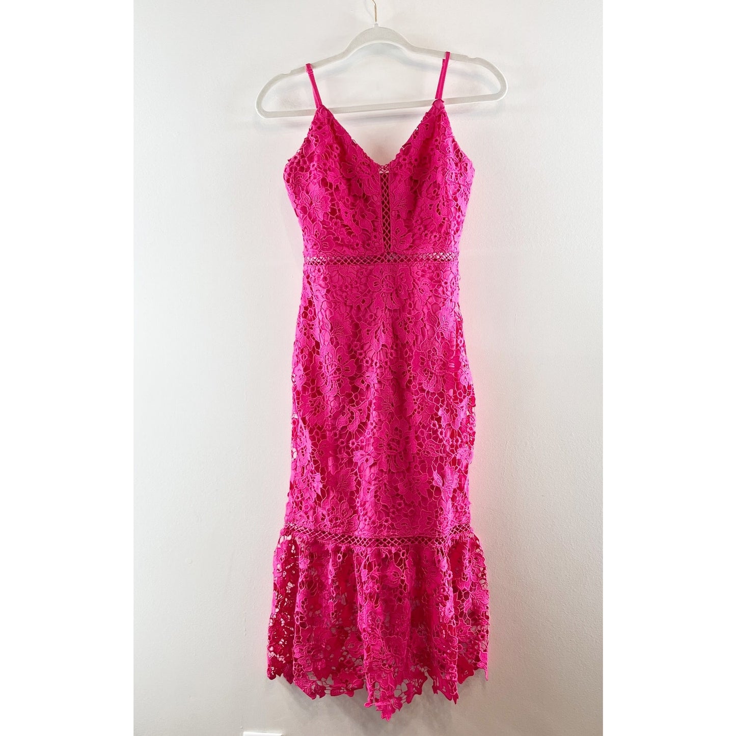 Lulus Taliah Sleeveless Floral Lace Crochet Trim Midi Trumpet Dress Hot Pink S