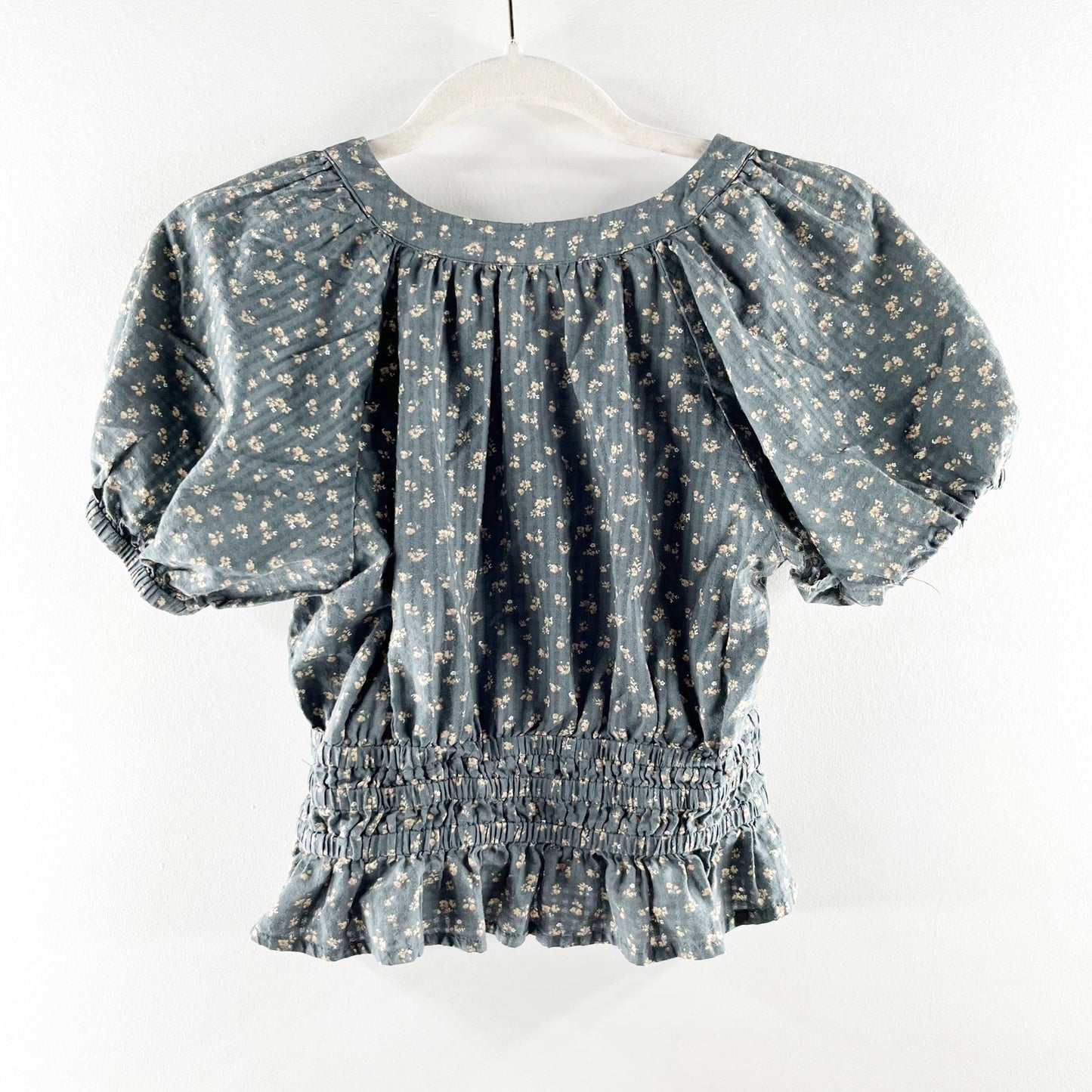 Madewell Poplin Puff-Sleeve Smocked Crop Top in Bitsy Bouquet Green XS