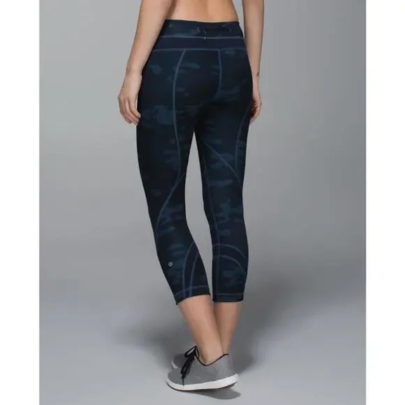 Lululemon Mid Rise Run Inspire Crop Camo Leggings Blue 8