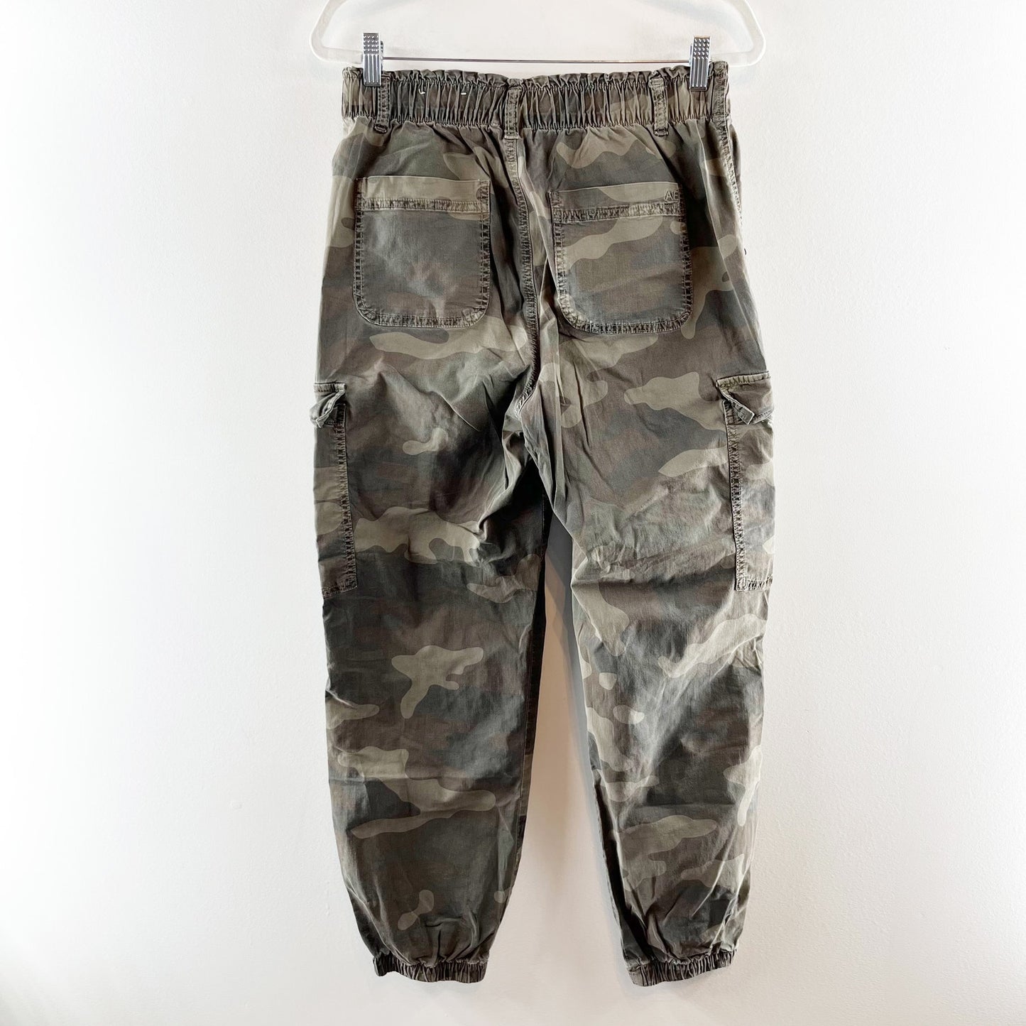 American Eagle Camo High Rise Jogger Cargo Pants Green 10