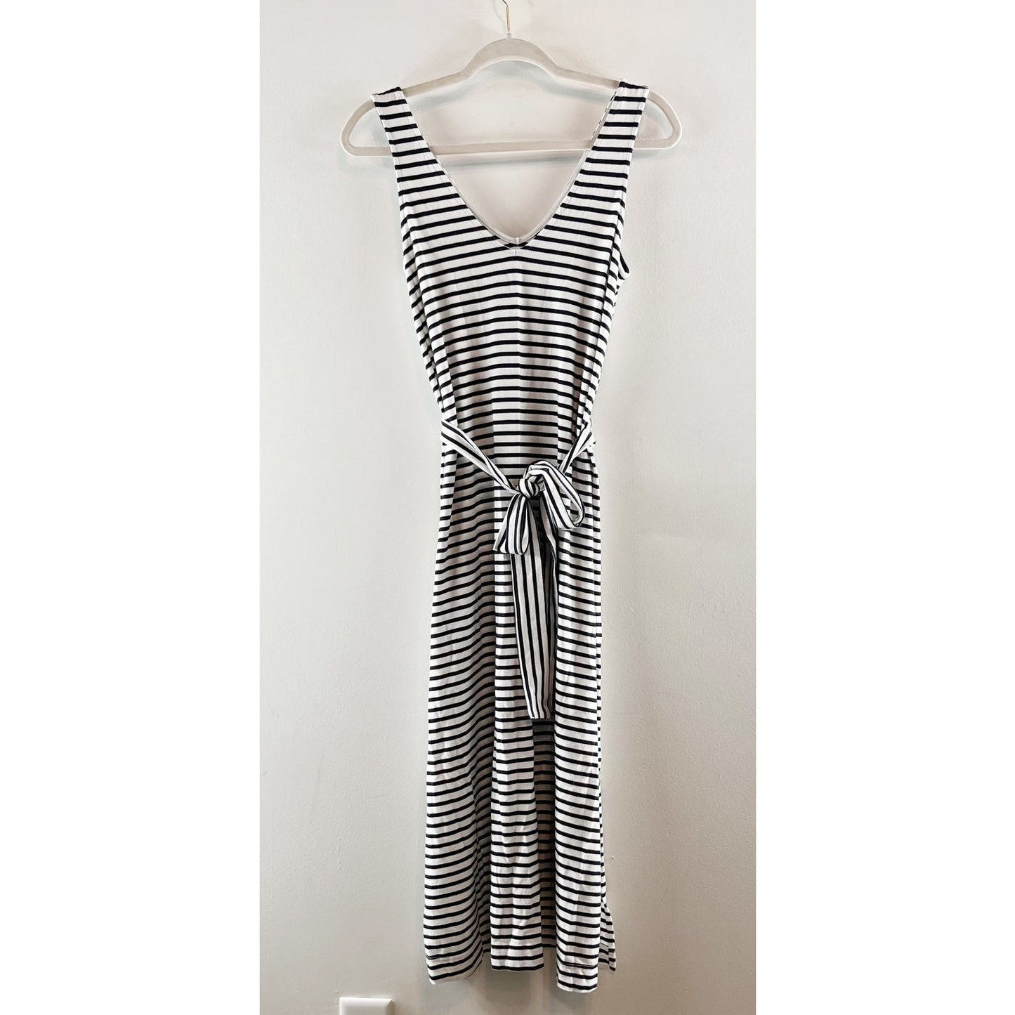 Vineyard Vines V Neck Sleeveless Belted Tank Midi Dress White Black XS