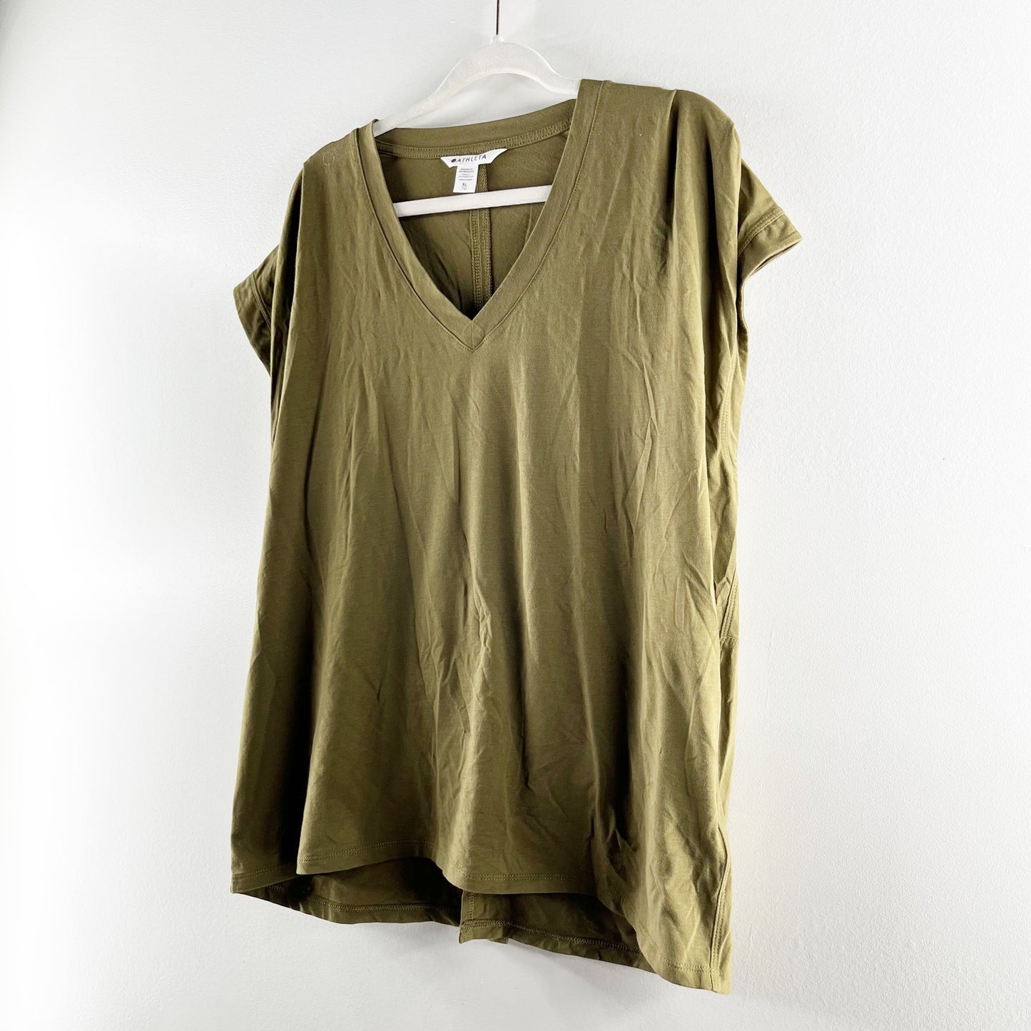 Athleta Outbound Twist Short Sleeve Tee Shirt Olive Green XL