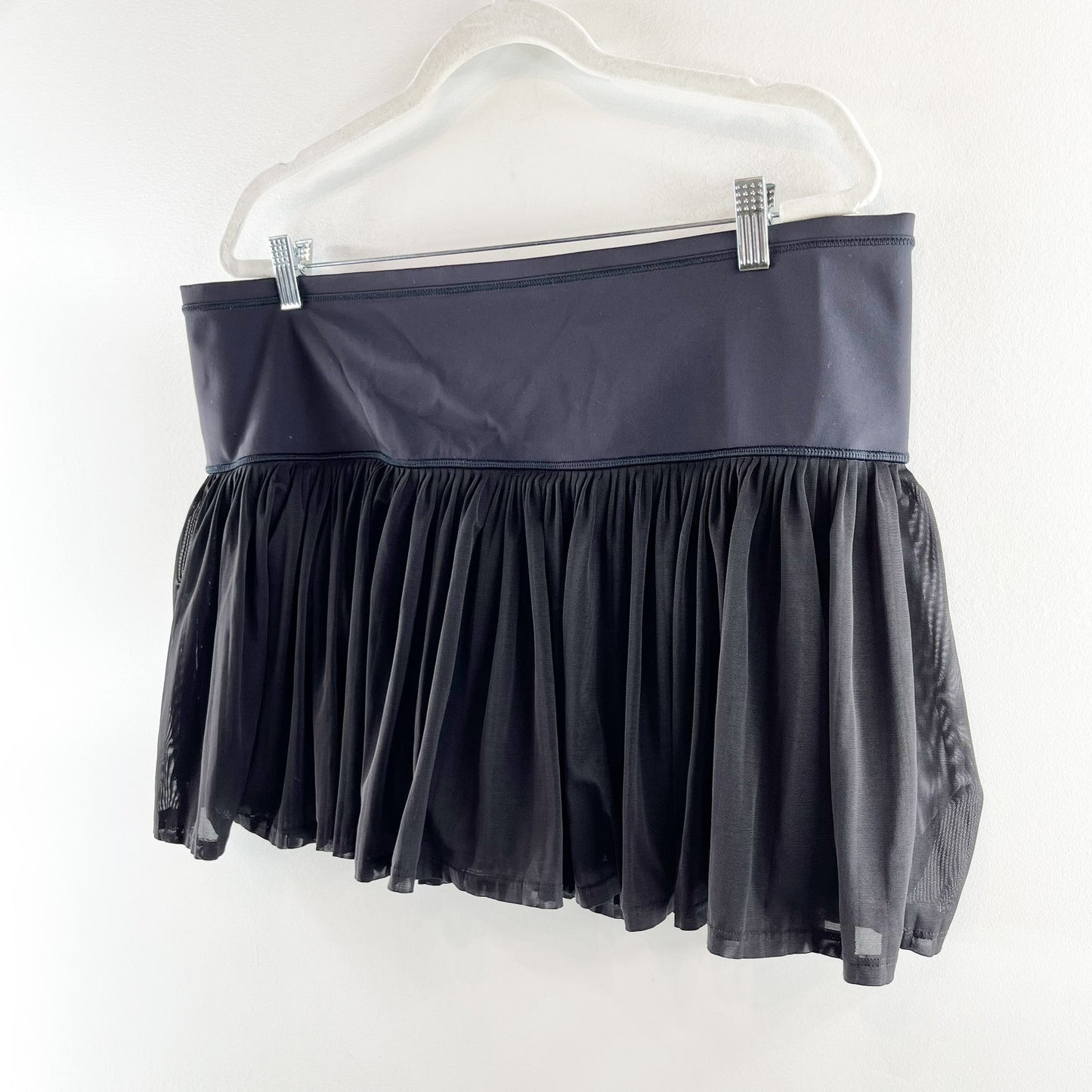 Athleta A Game Mesh Skirt Skort 13.5" Tennis Golf Active Black XL