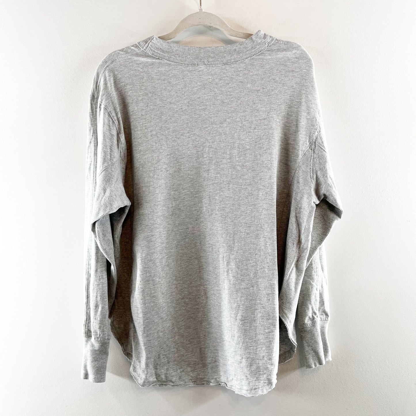 Aerie Let's Stretch Long Sleeve Boyfriend Tee Shirt Gray Small