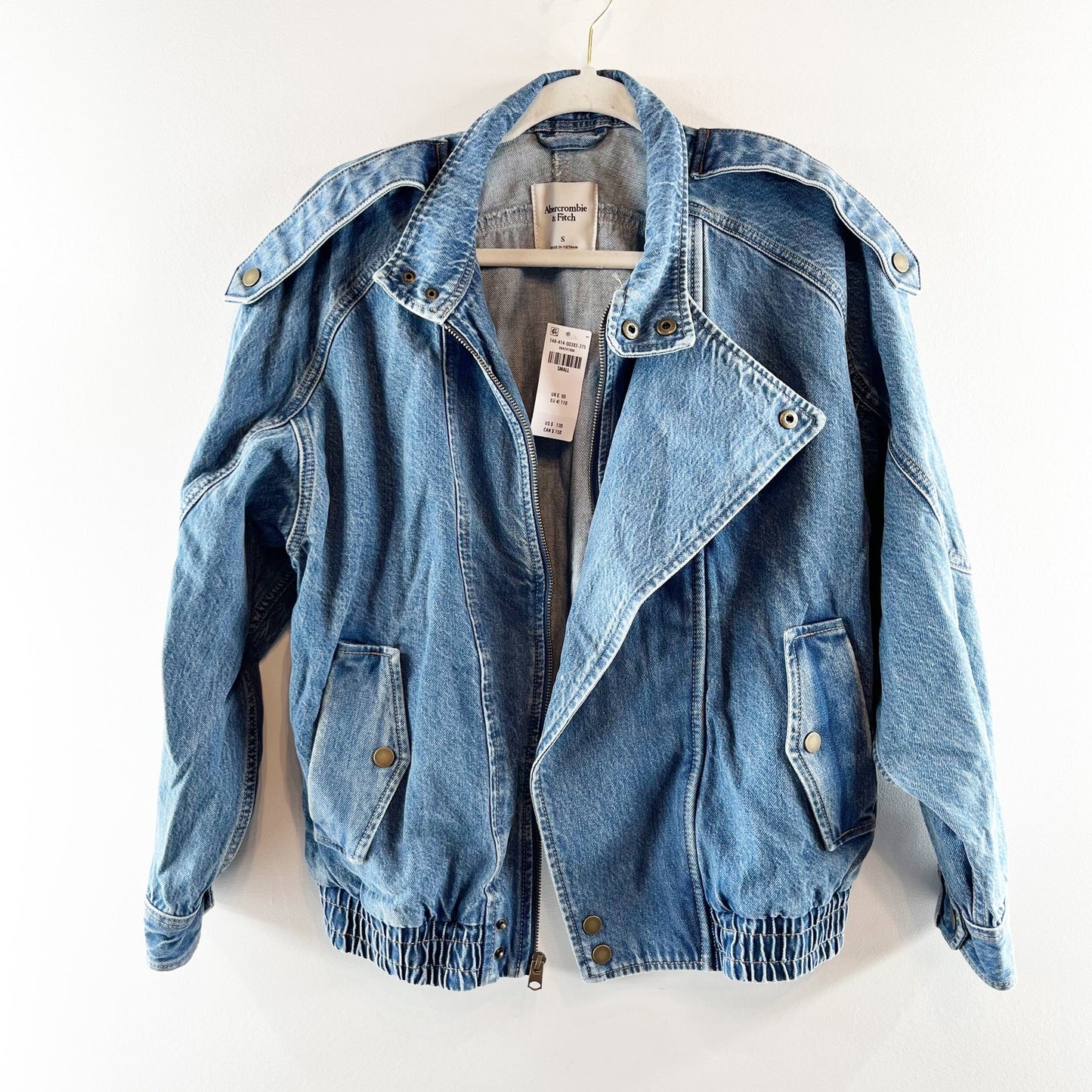 Abercrombie Relaxed Denim Bomber Jacket Medium Wash Blue Small