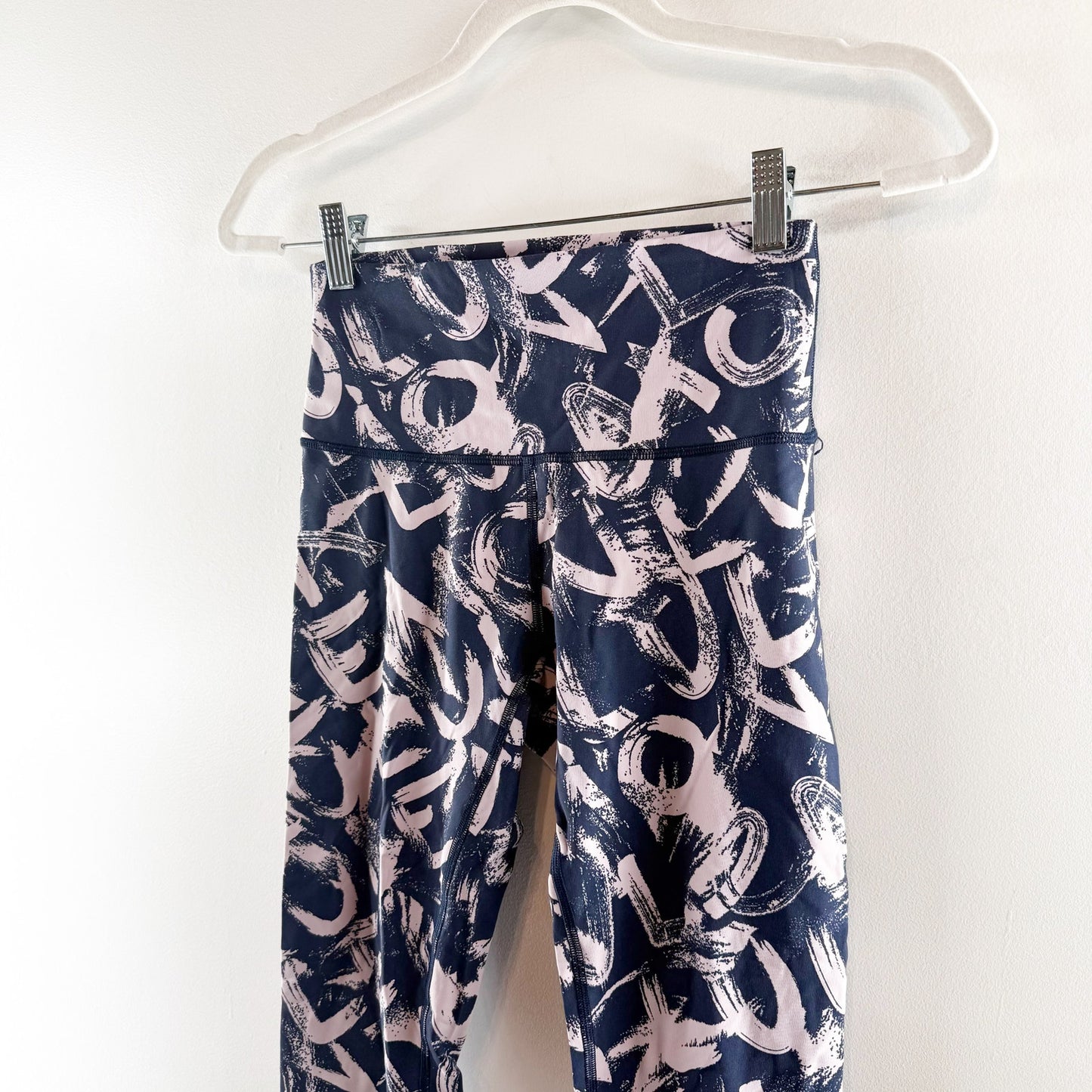 Lululemon Wunder Under Crop Luxtreme 21" Graffiti Pop Antoinette True Navy 6