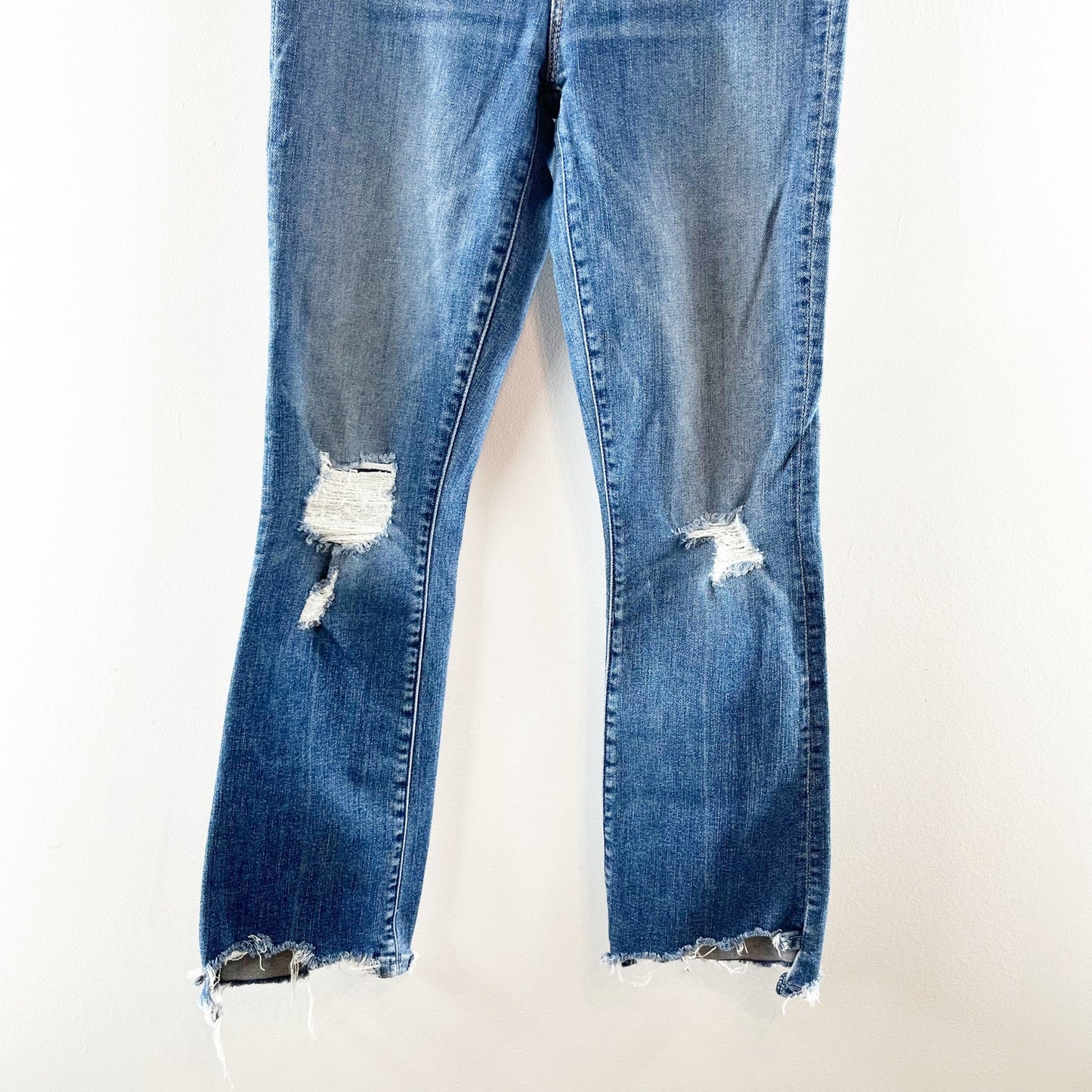 Mother The Insider Crop Step Chew Jeans Dancing On Coals Blue 24
