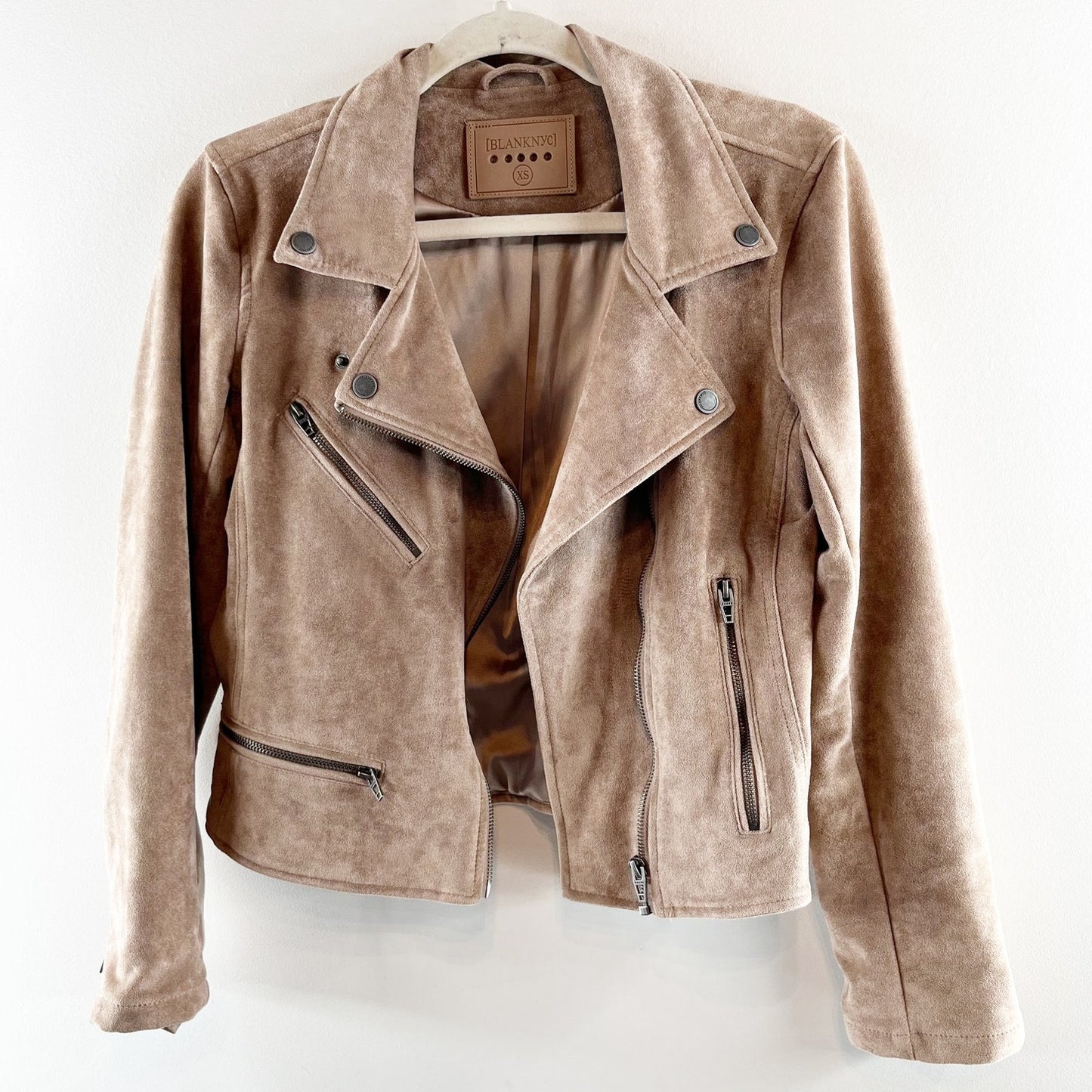 Blank NYC Faux Suede Long Sleeve Moto Jacket Tan Beige XS