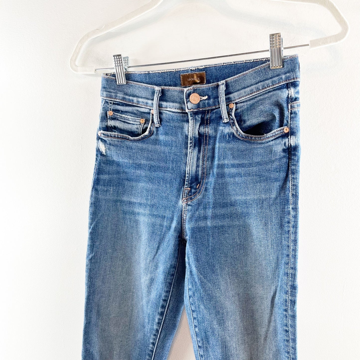 Mother The Insider Crop Step Chew Jeans Dancing On Coals Blue 24