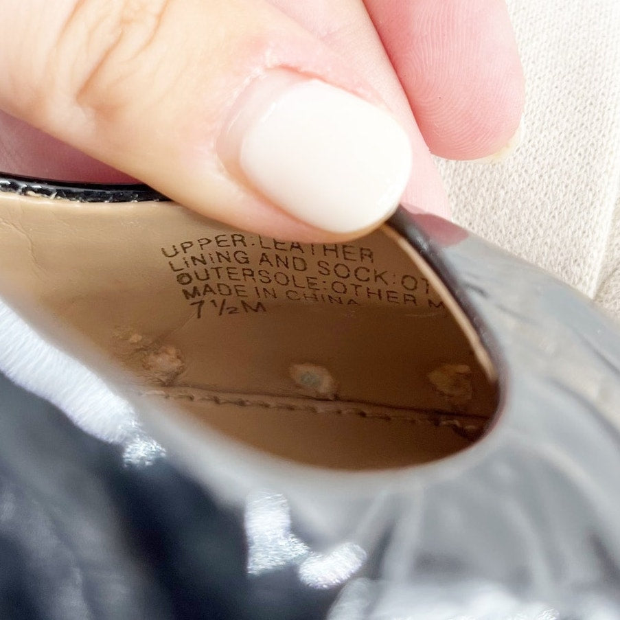 Banana Republic Patent Leather Slip On Round Toe Wedge Heel Pump Black 7.5