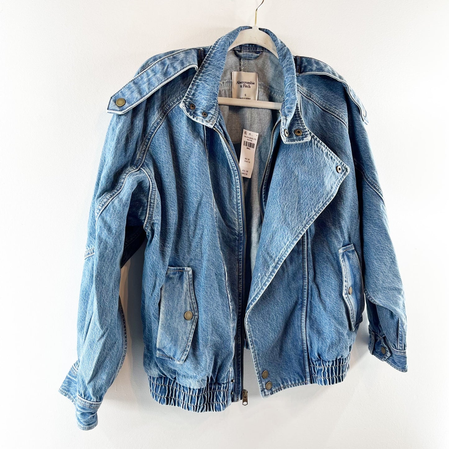 Abercrombie Relaxed Denim Bomber Jacket Medium Wash Blue Small